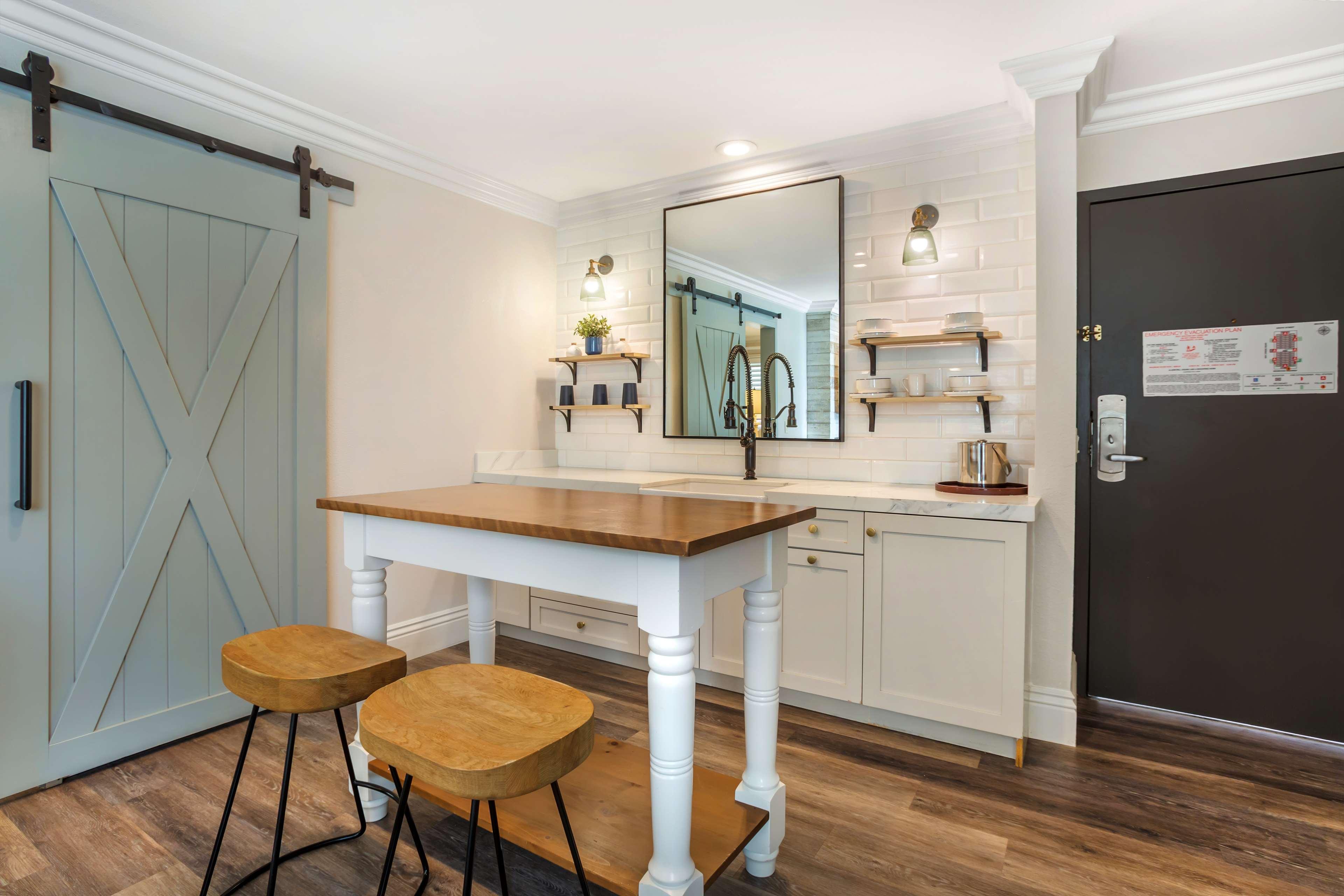 Suite King Bed Non Smoking