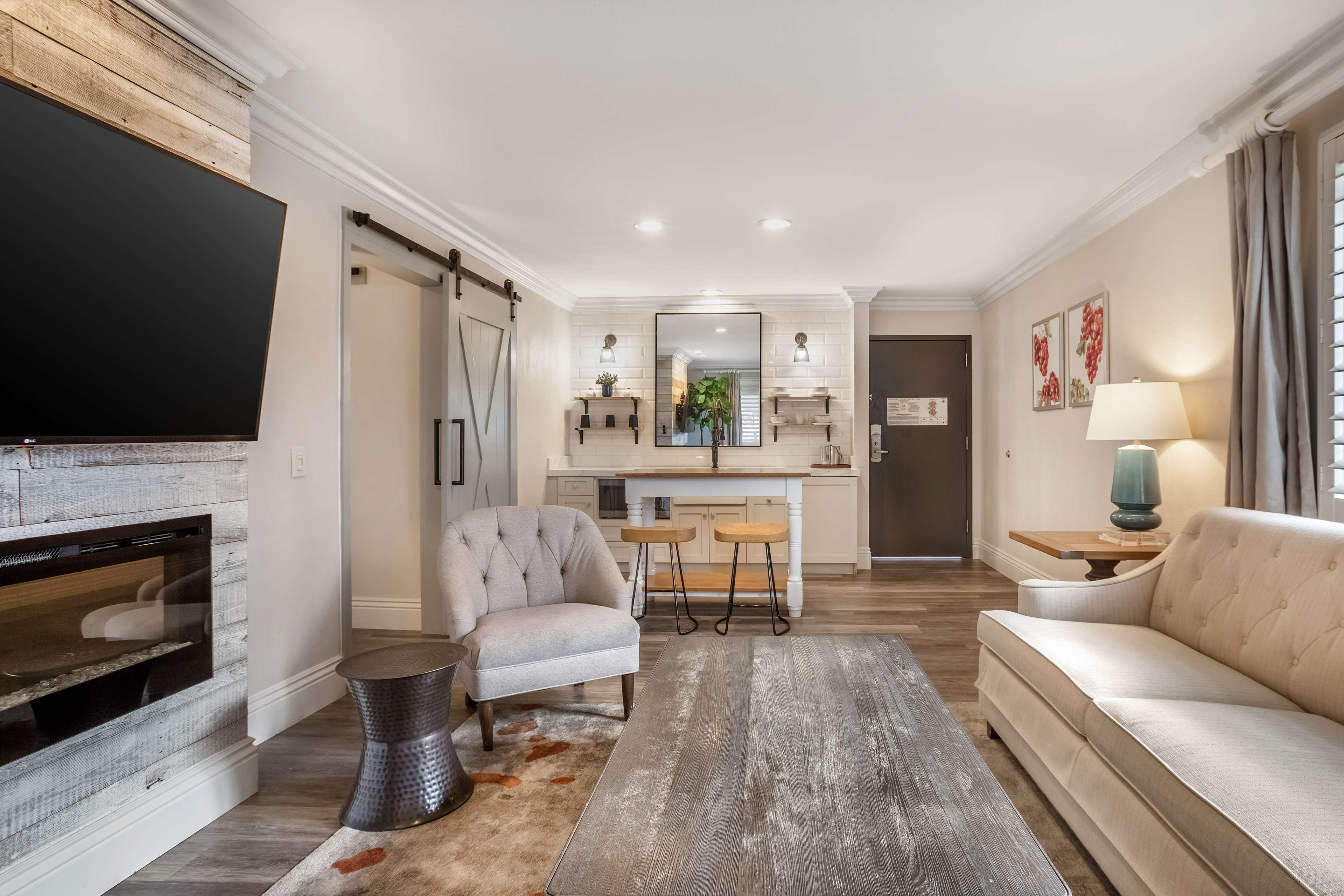 Suite King Bed Non Smoking