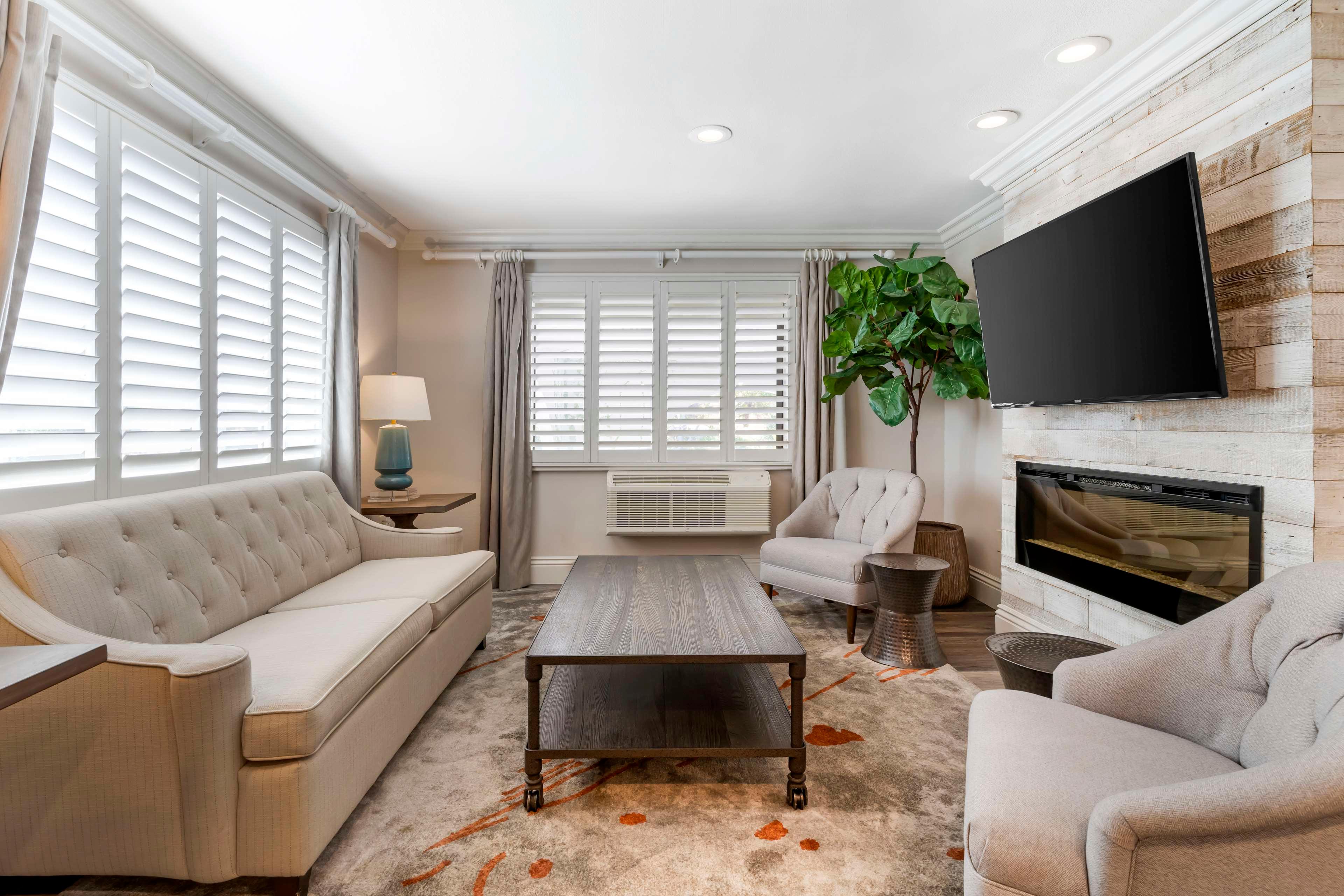 Suite King Bed Non Smoking