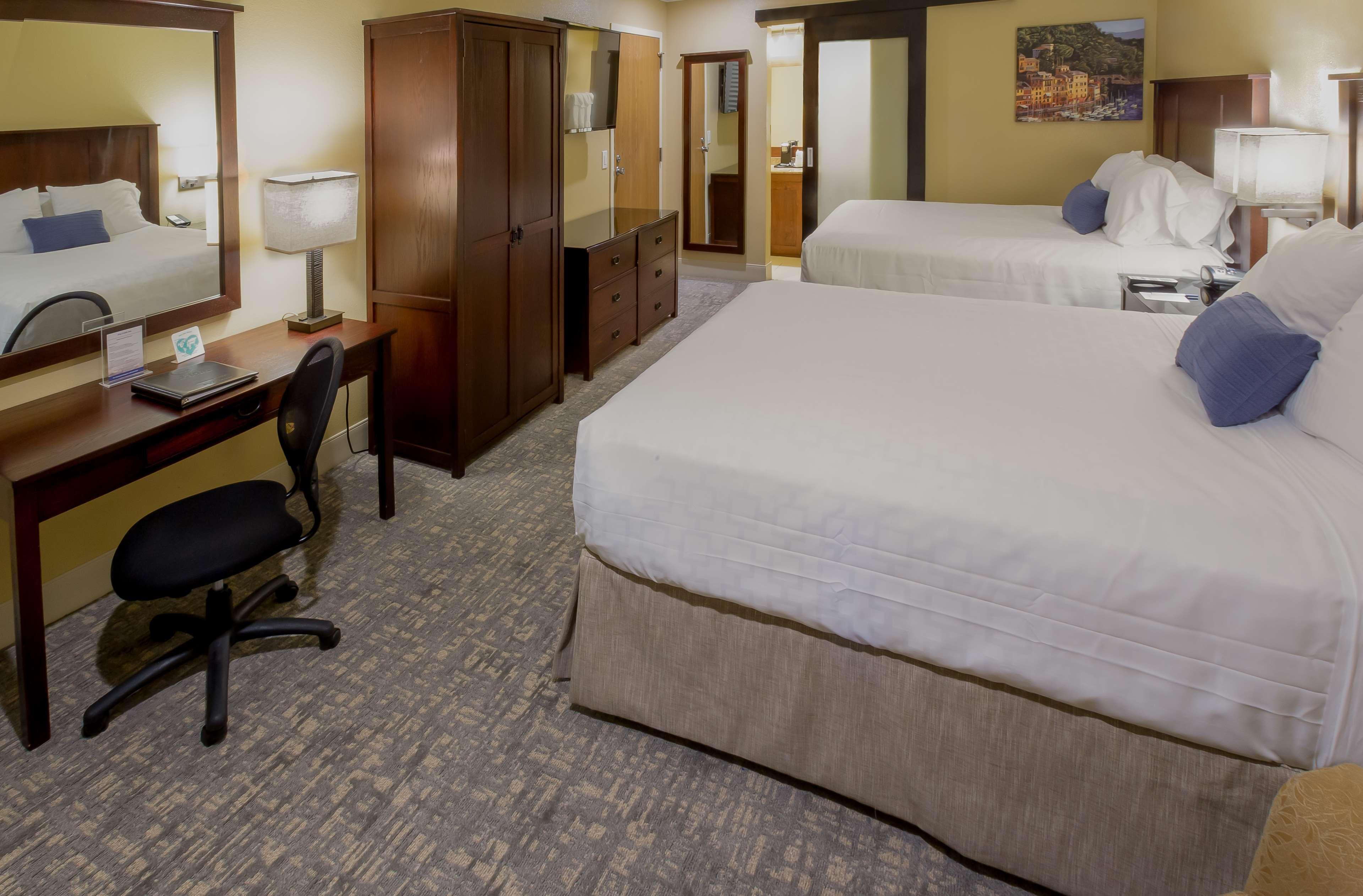 Room Two Queen Beds Non Smoking