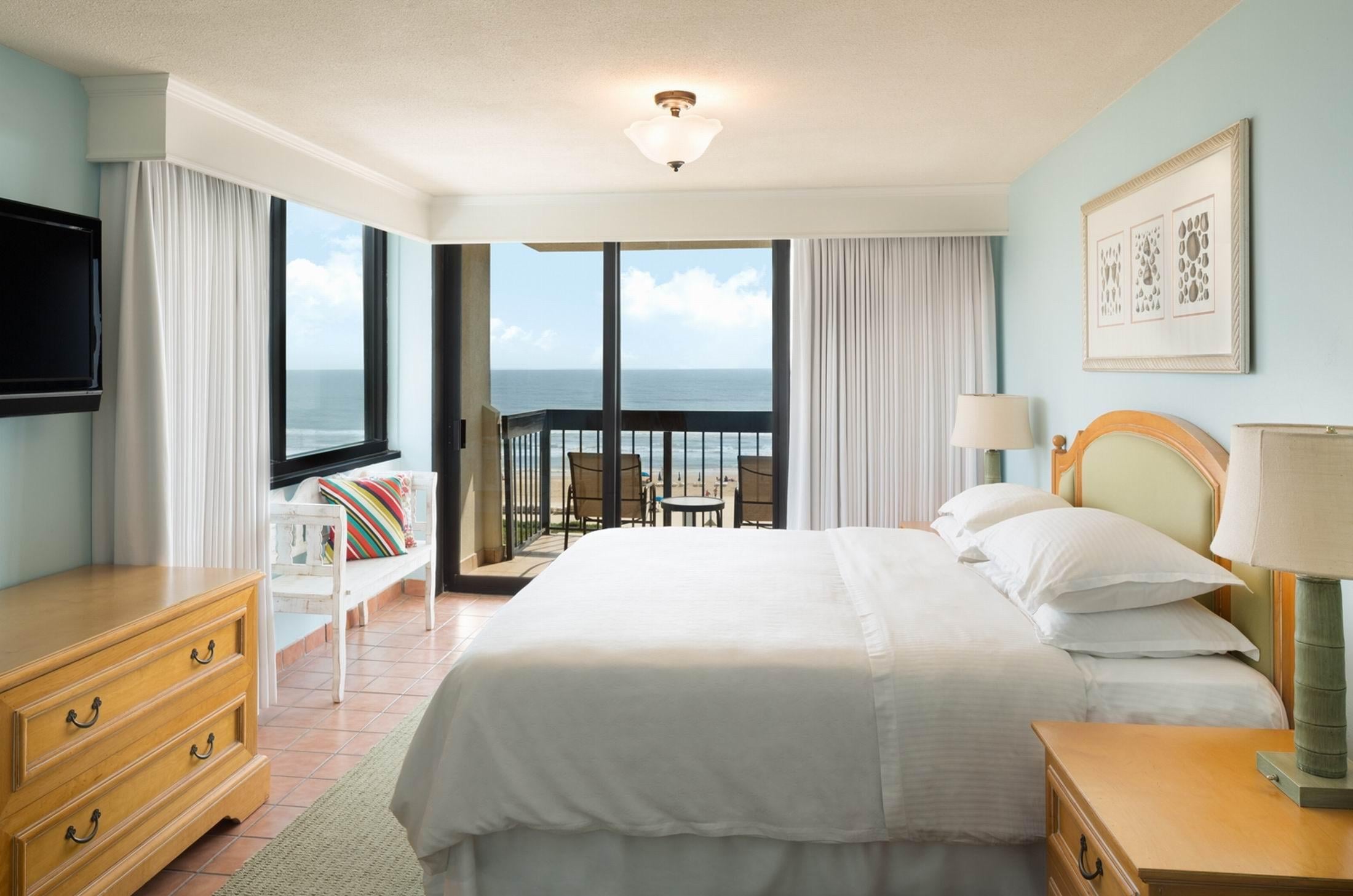 Double Deluxe King Bed