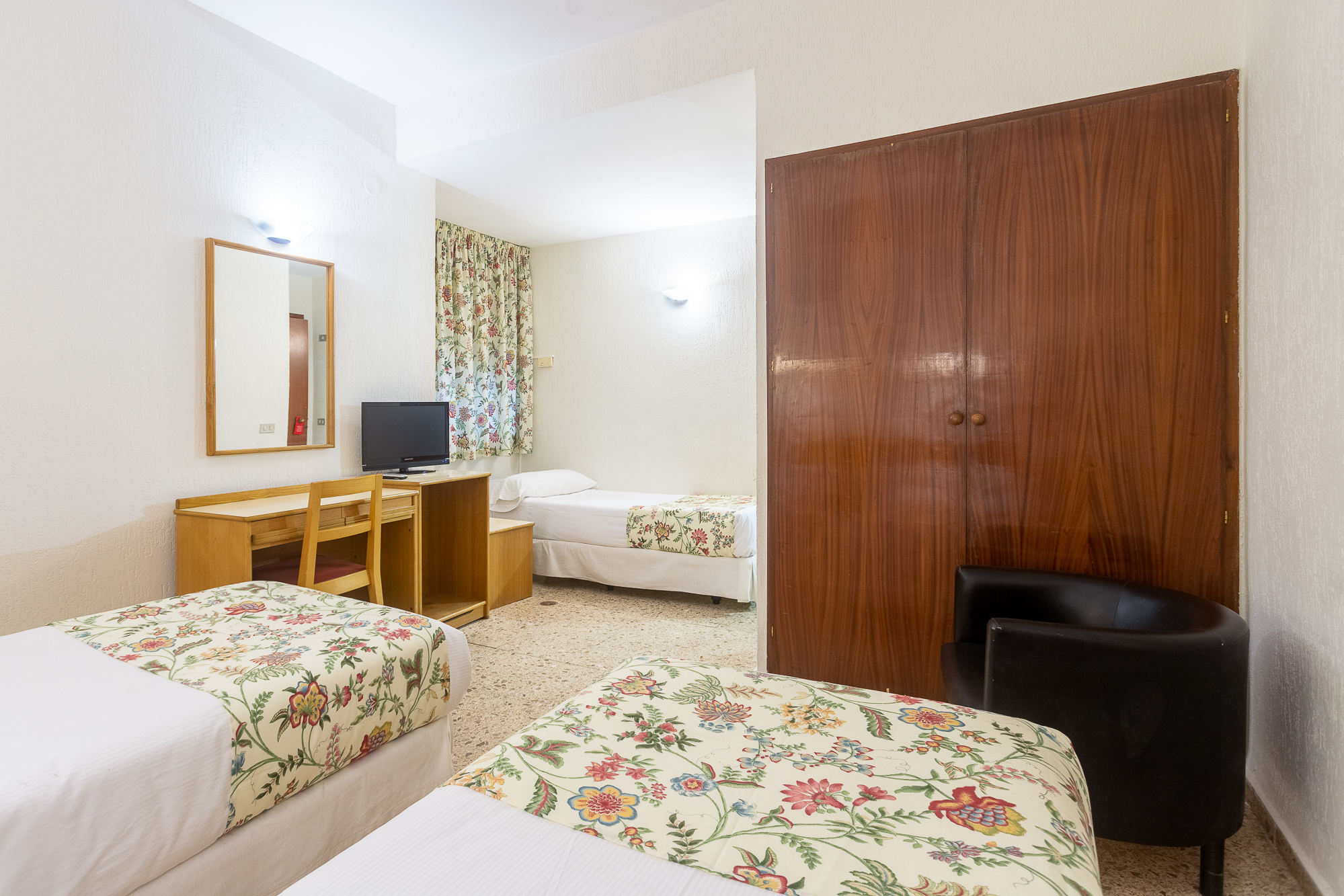 Double or Twin Standard