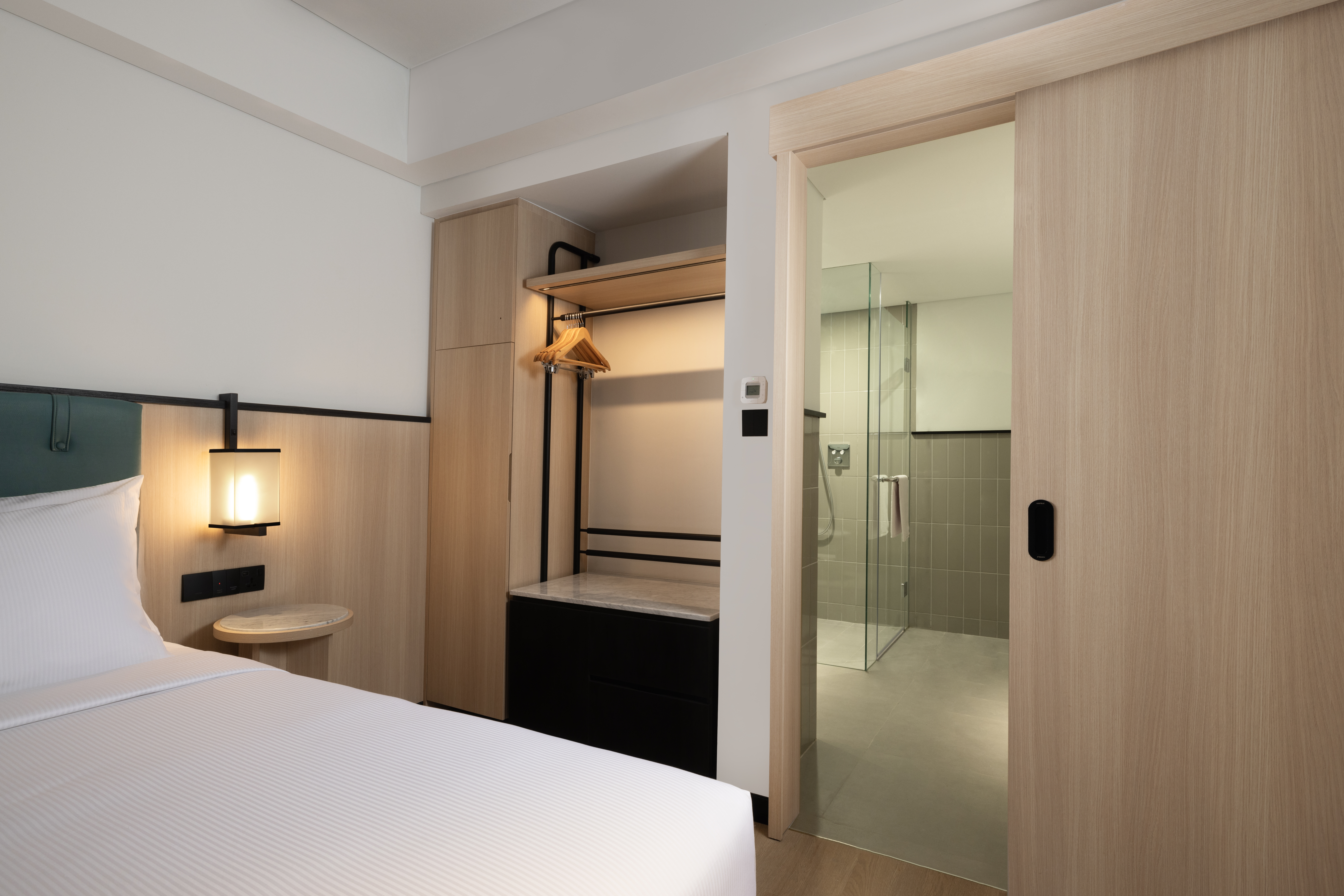 Suite Deluxe King Bed