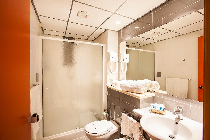 Quadruple Comfort Sea View