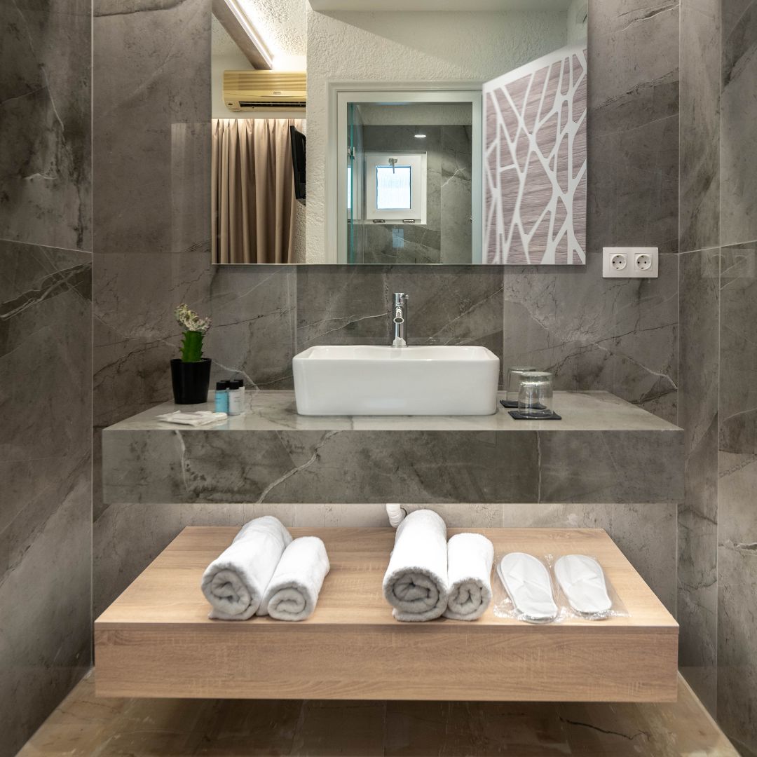 Double or Twin Deluxe Sea View