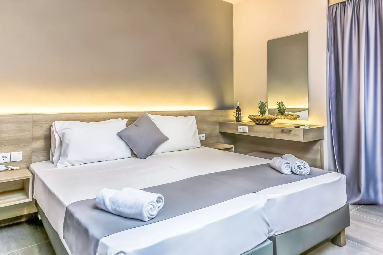 Double or Twin Standard