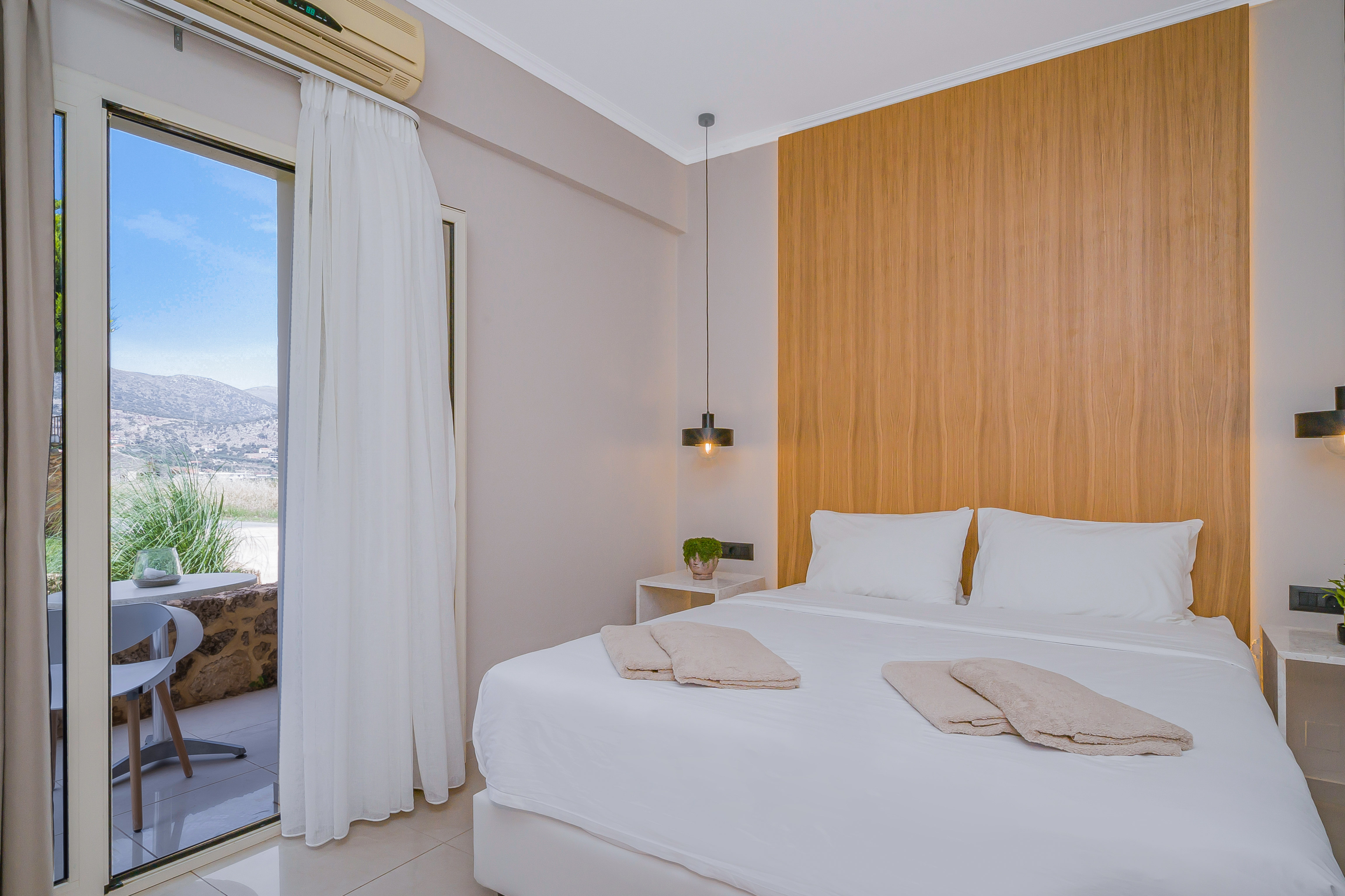 Studio Superior Side Sea View