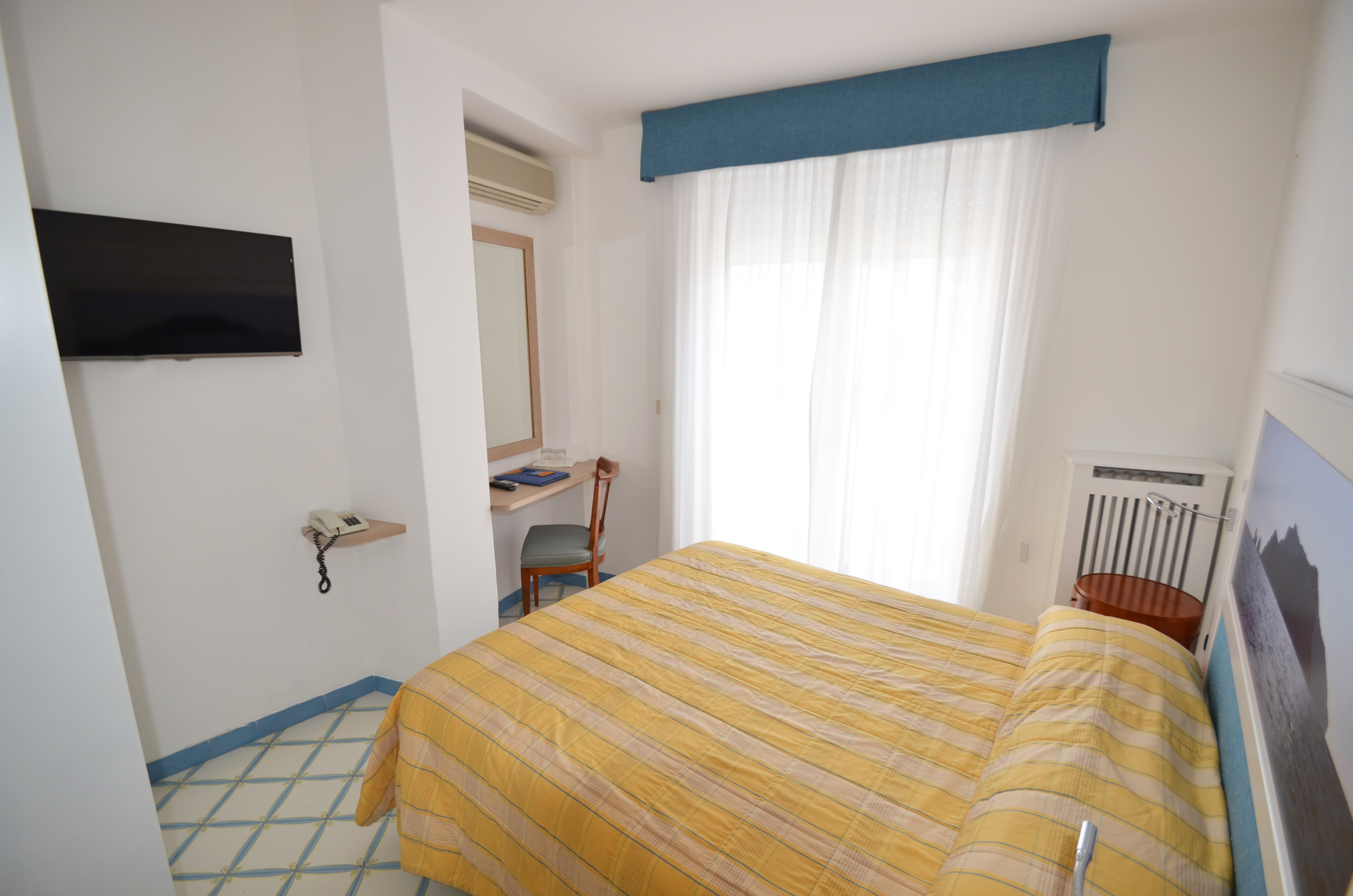 Double or Twin Standard