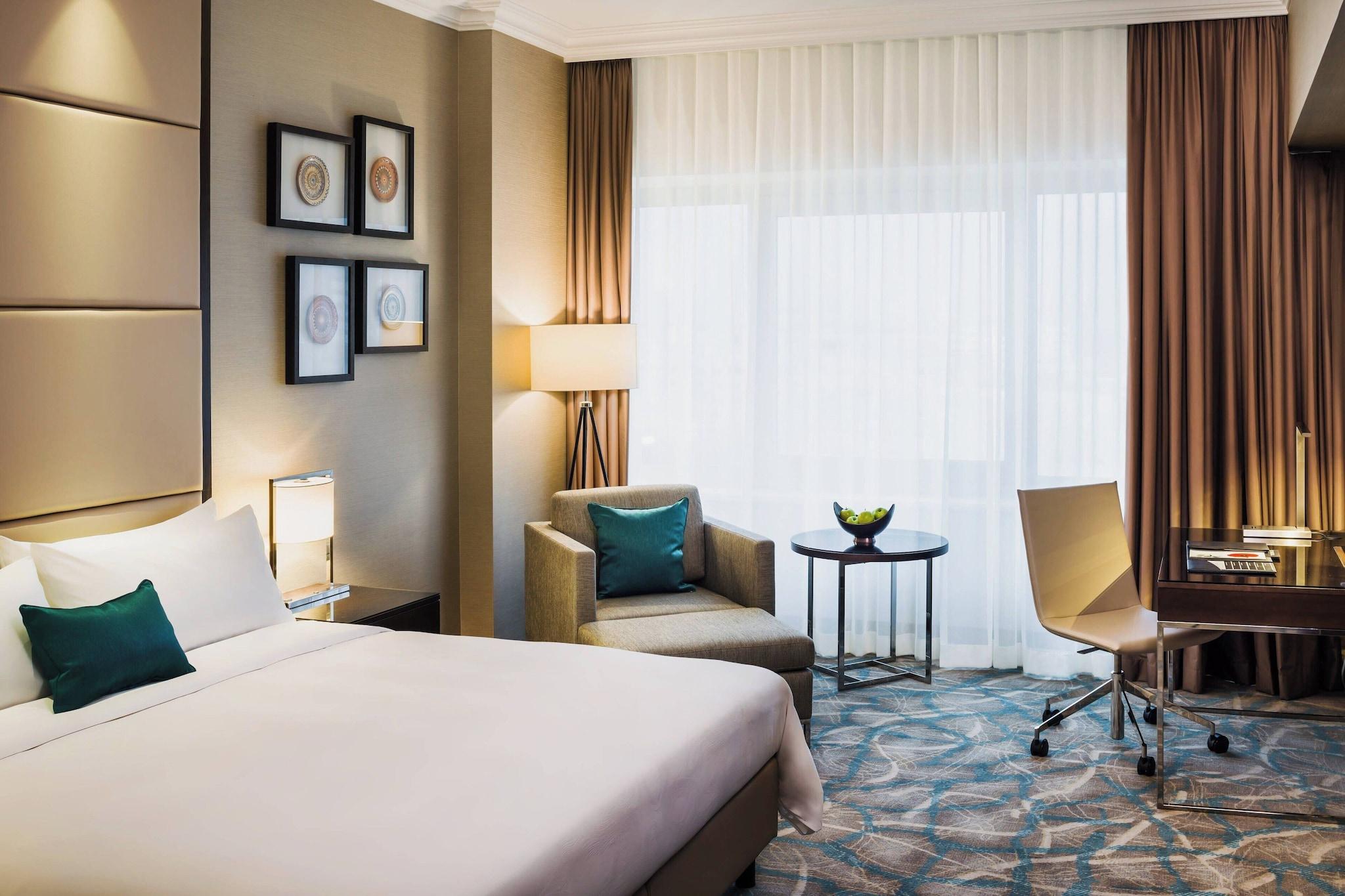 Double Executive King Bed