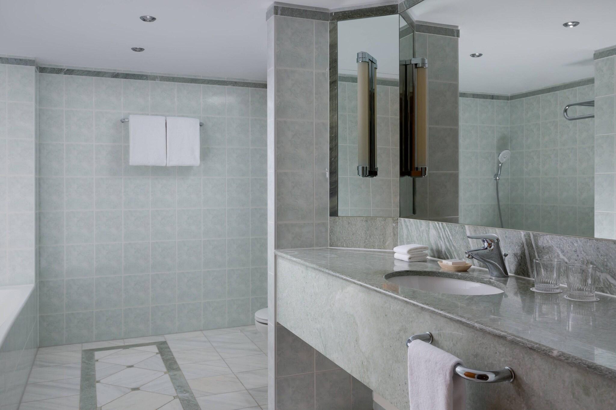 Suite Executive King Bed