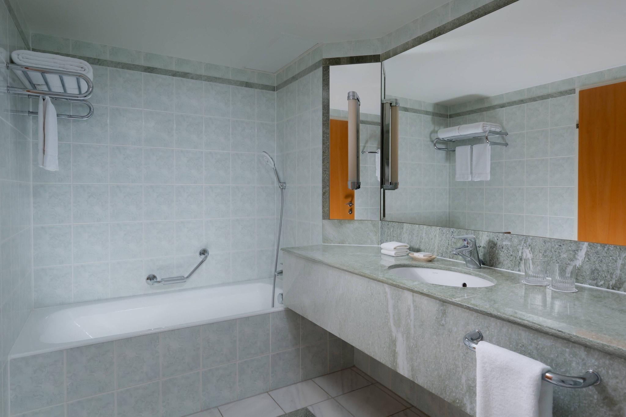 Double Executive 2 Double Beds