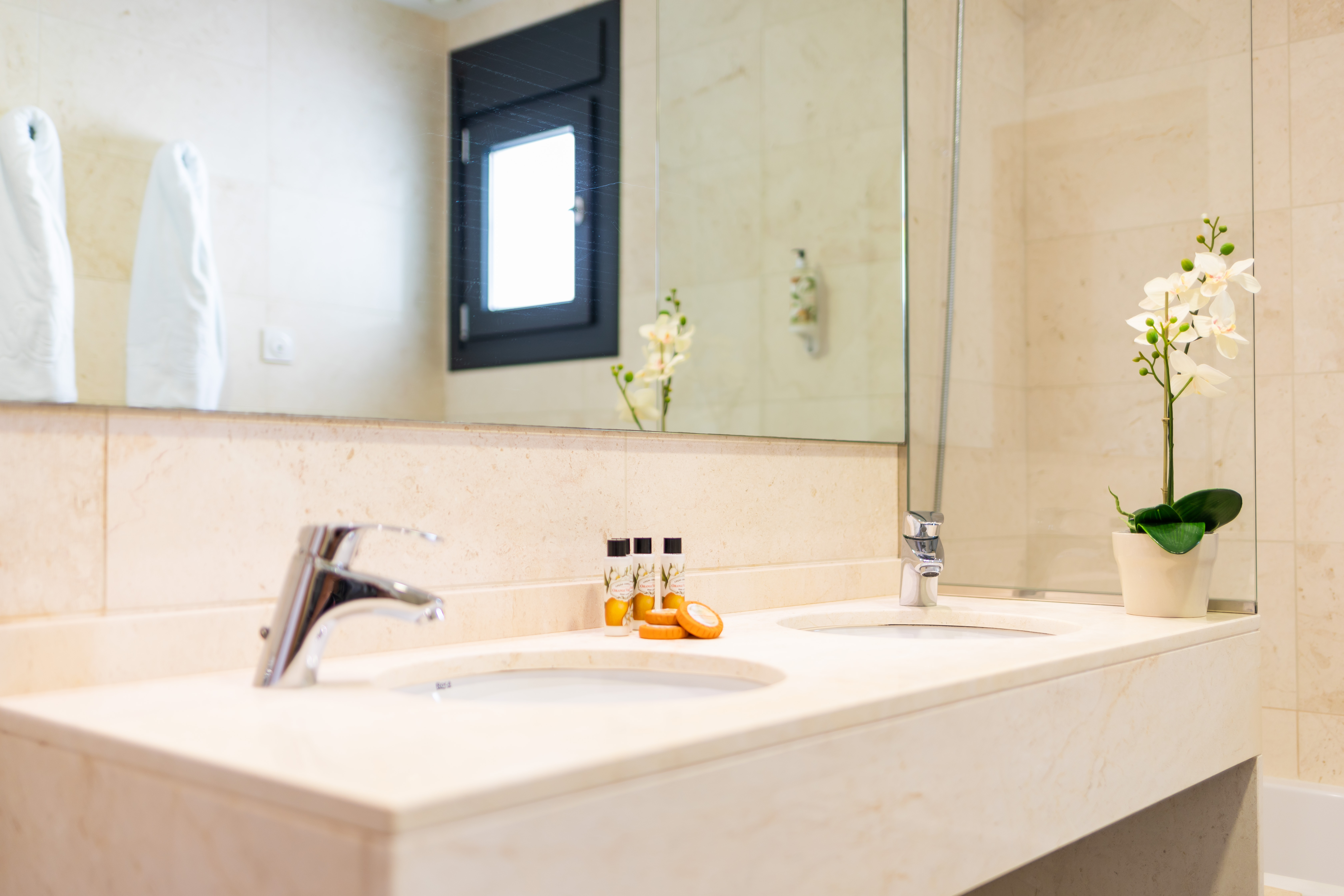 Apartment Capacity 5 Two Bedrooms