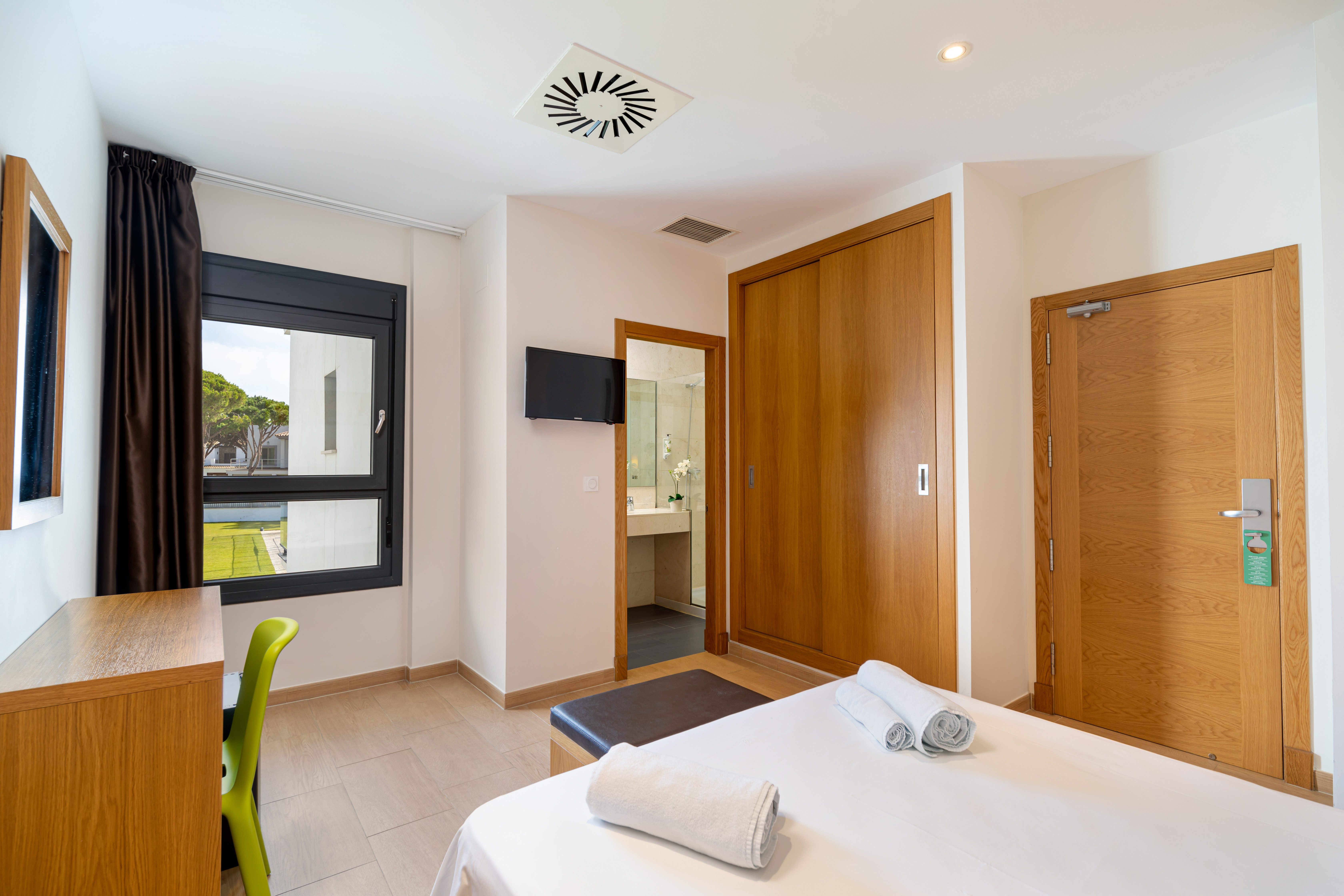 Apartment Capacity 4 Two Bedrooms