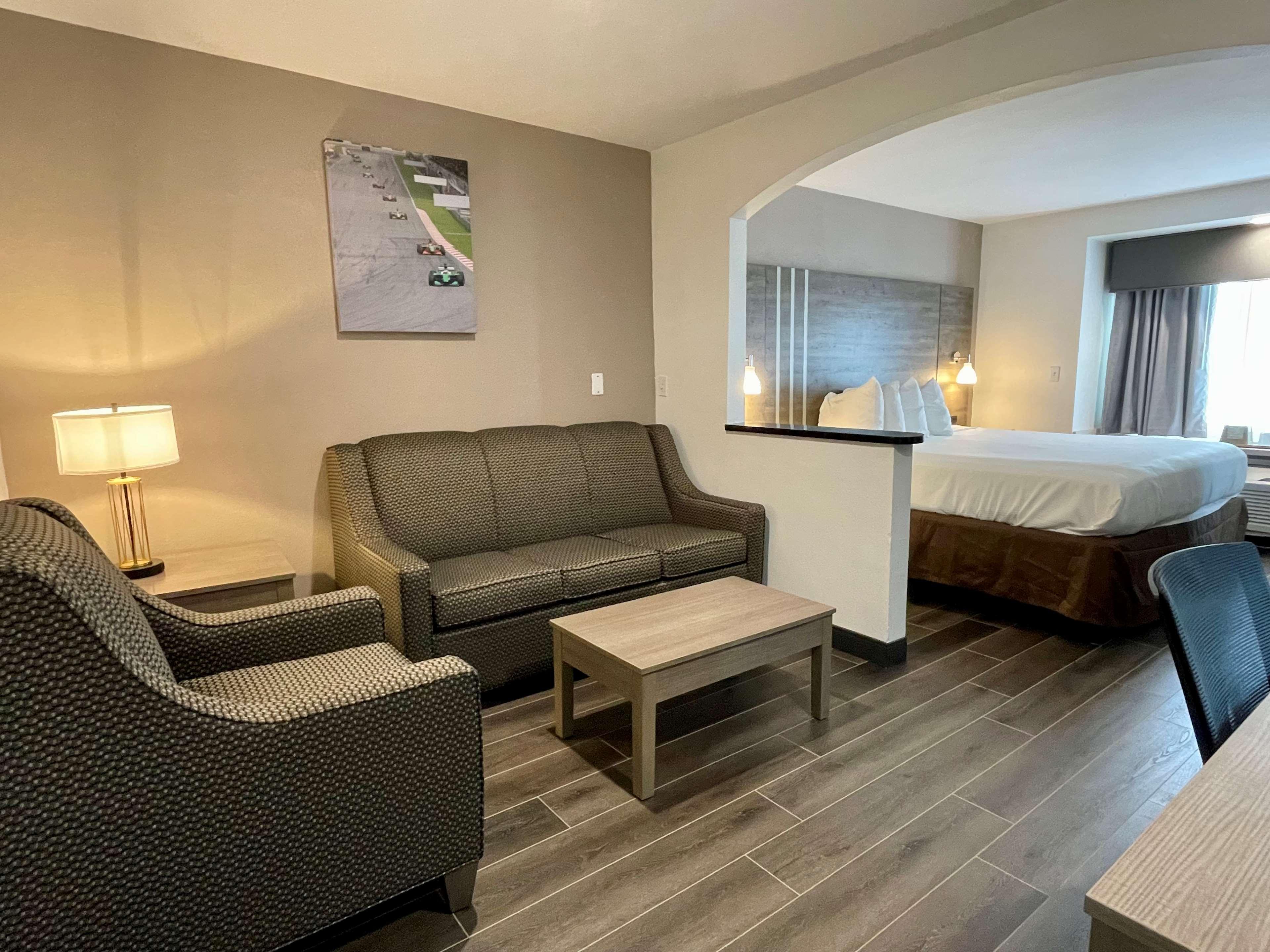 Suite King Bed Non Smoking