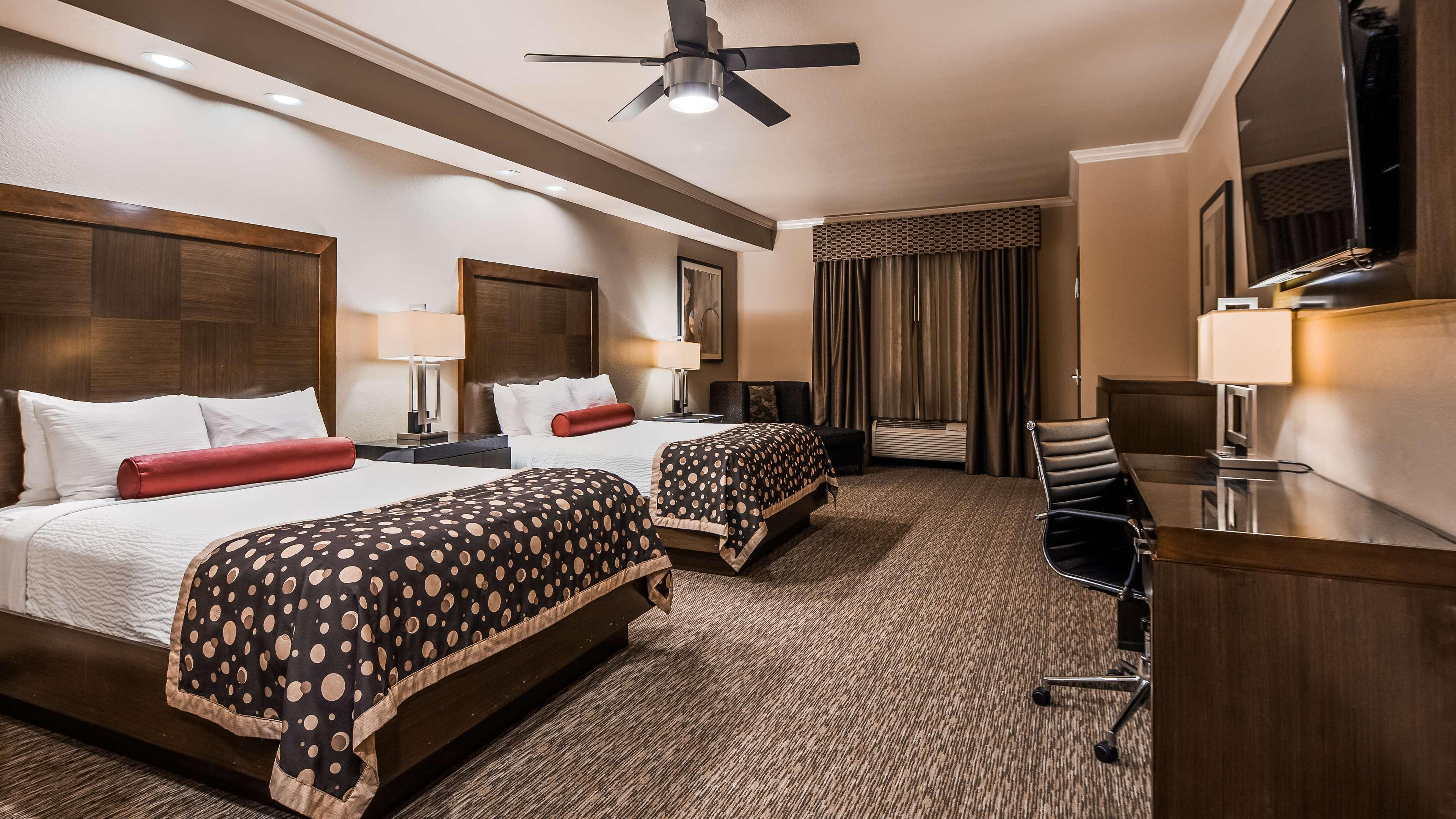 Room Two Queen Beds Non Smoking