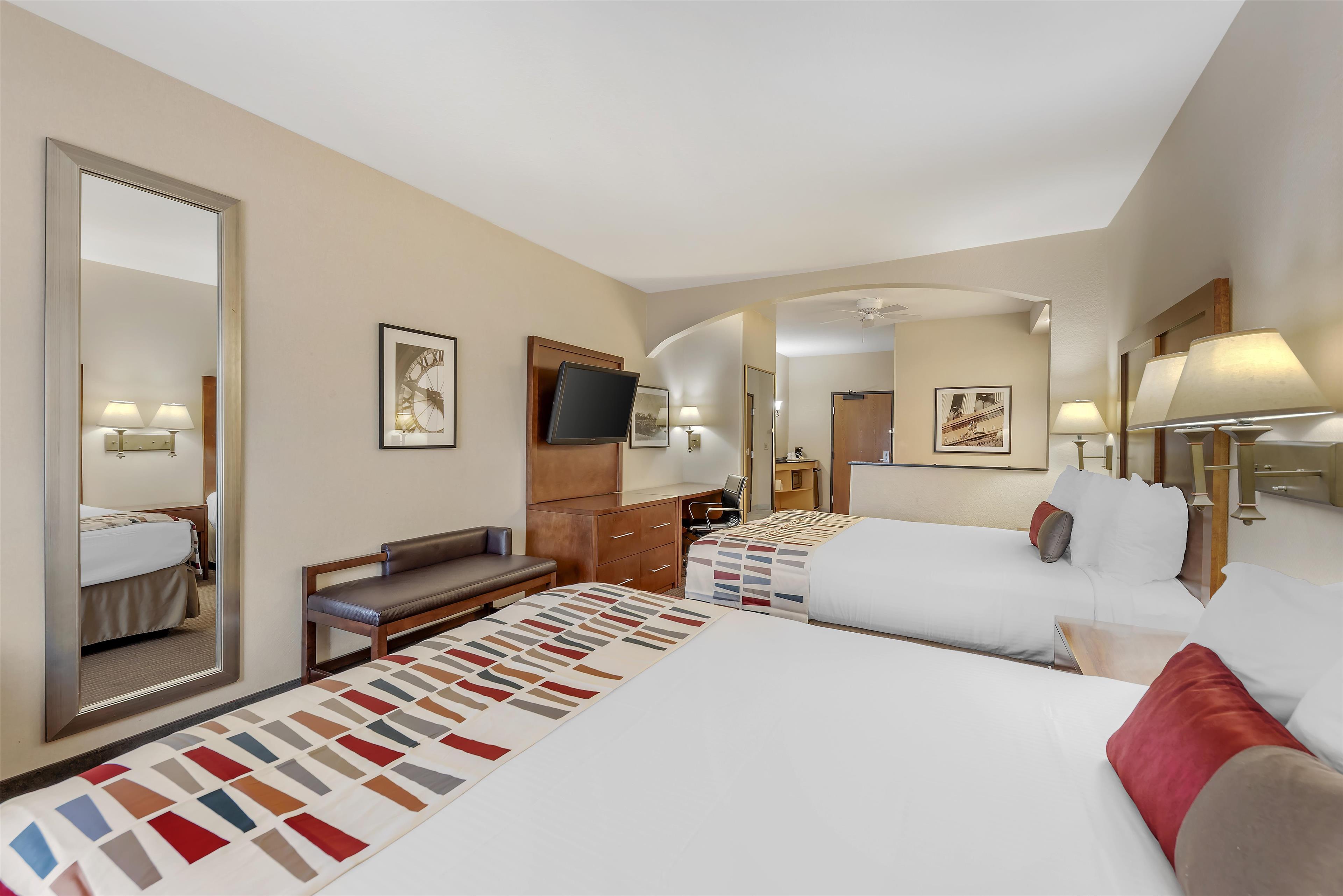 Suite Two Queen Beds