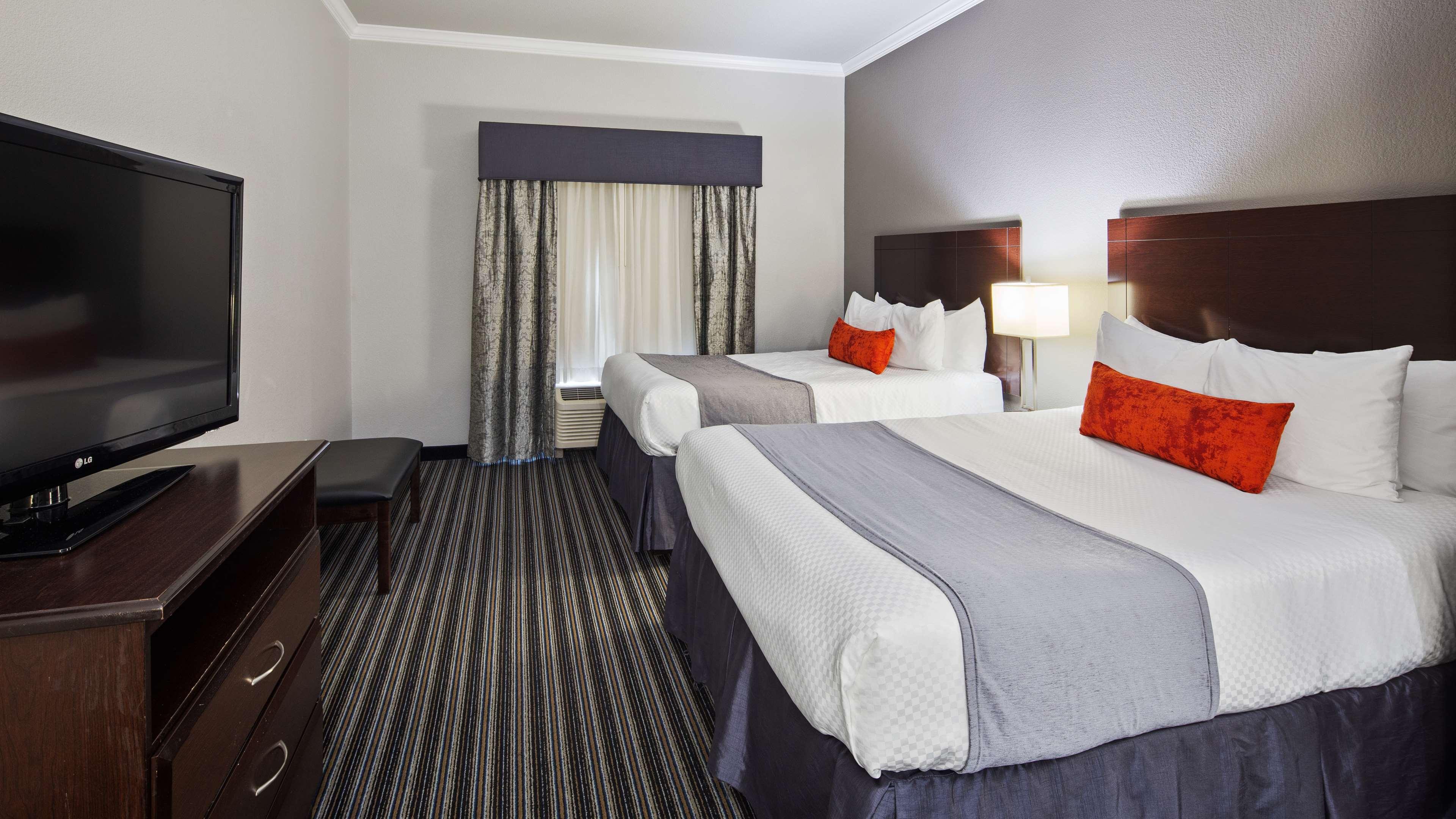 Room Accessible-two Queen Beds