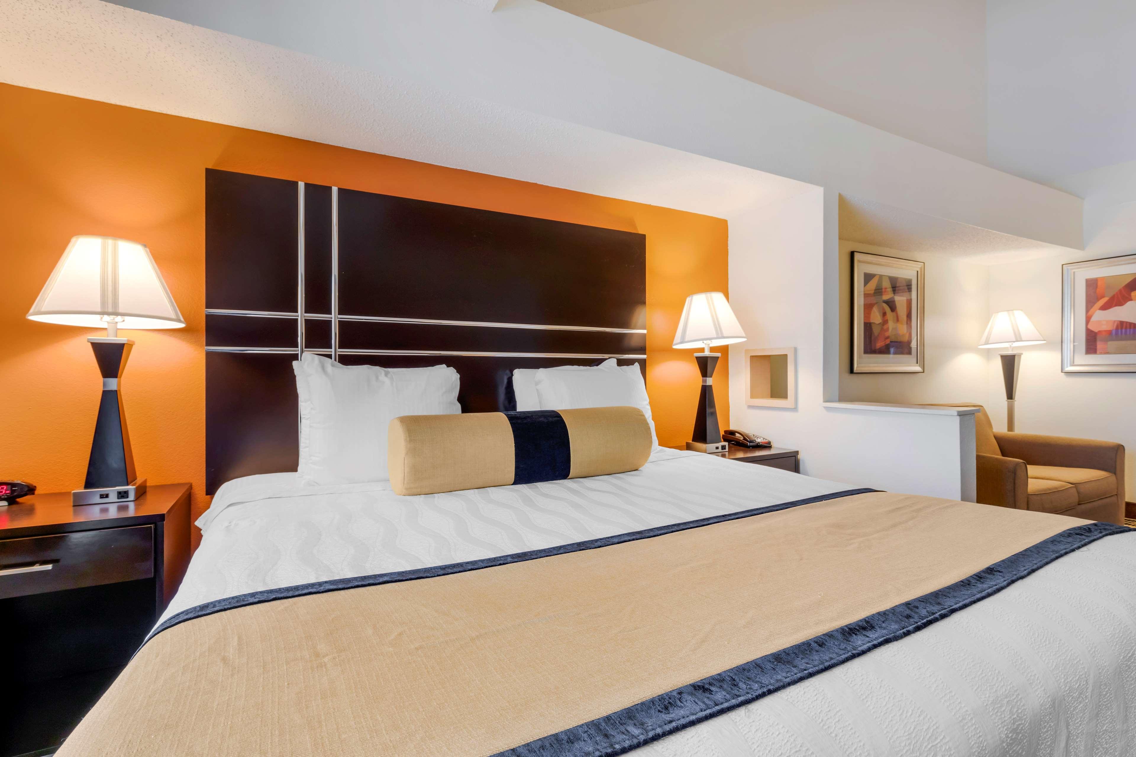 Junior Suite King Size Bed