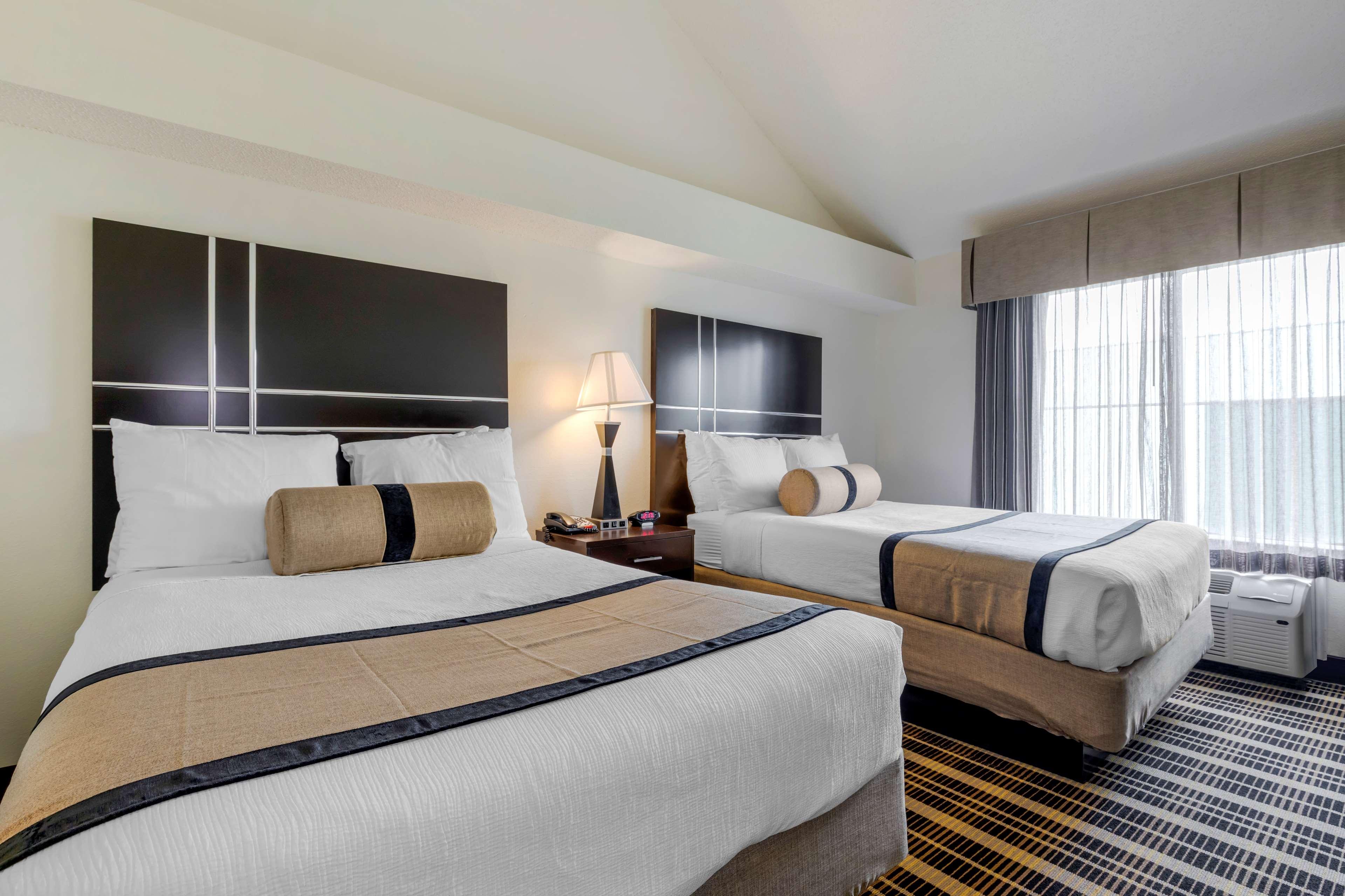 Room Two Double Beds Non Smoking