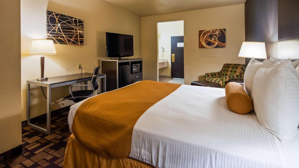 Double King Size Bed