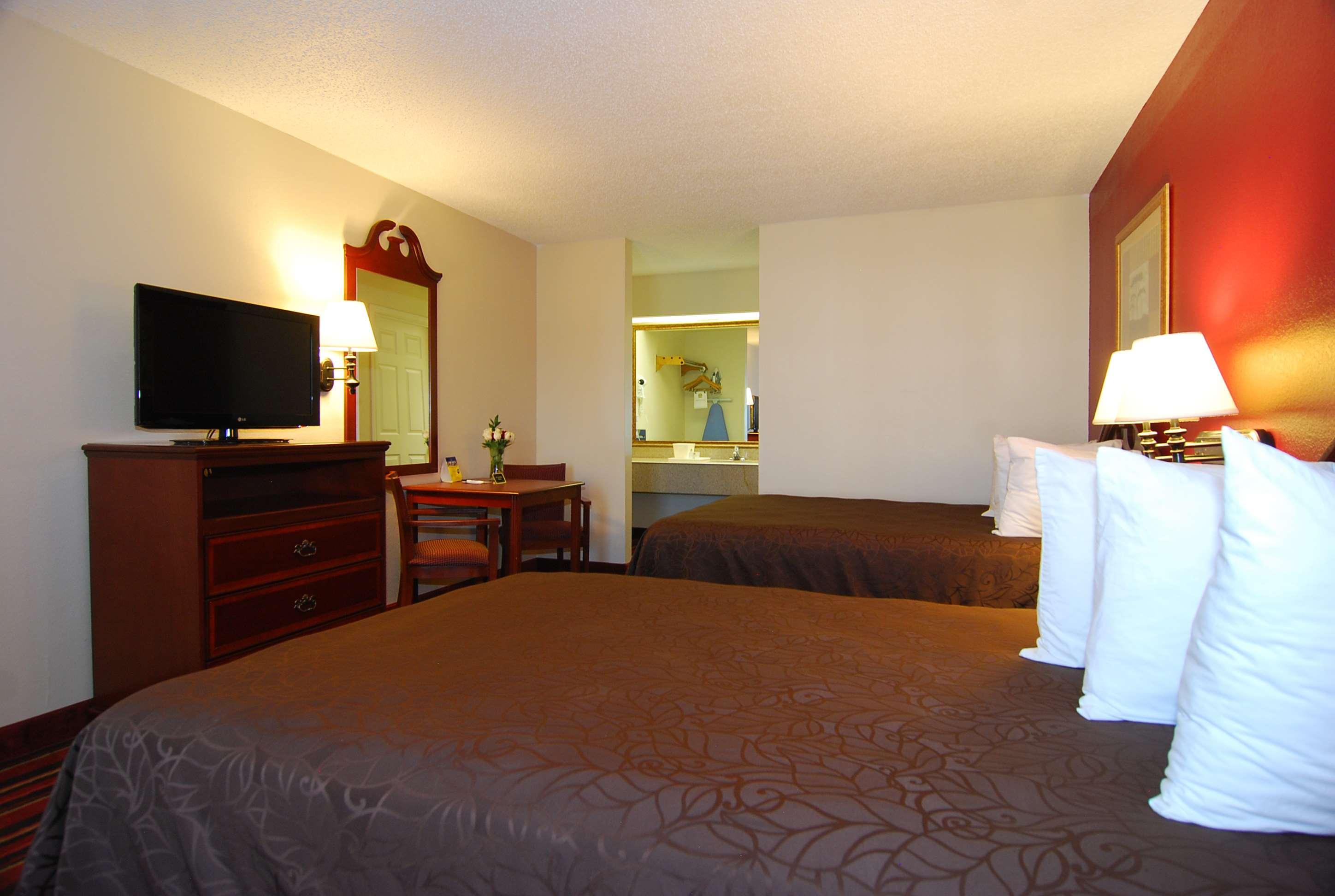 Room Two Double Beds