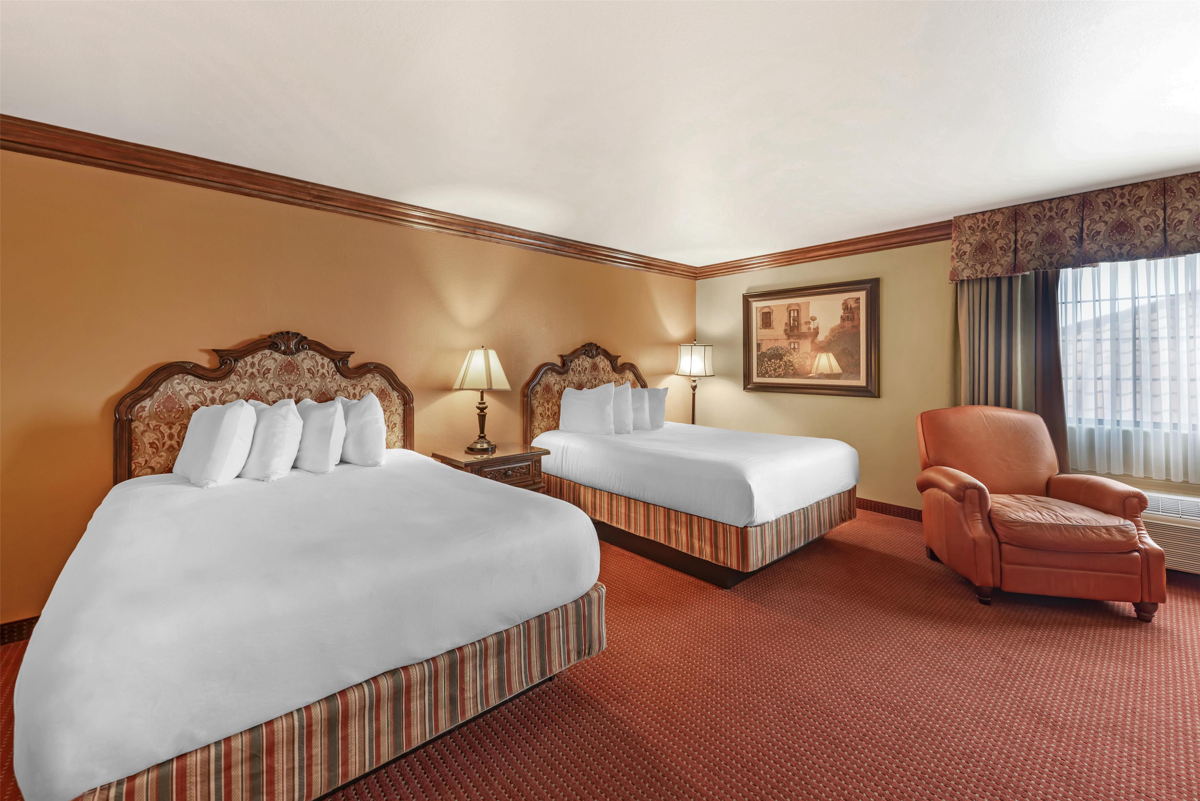 Suite Two Queen Beds