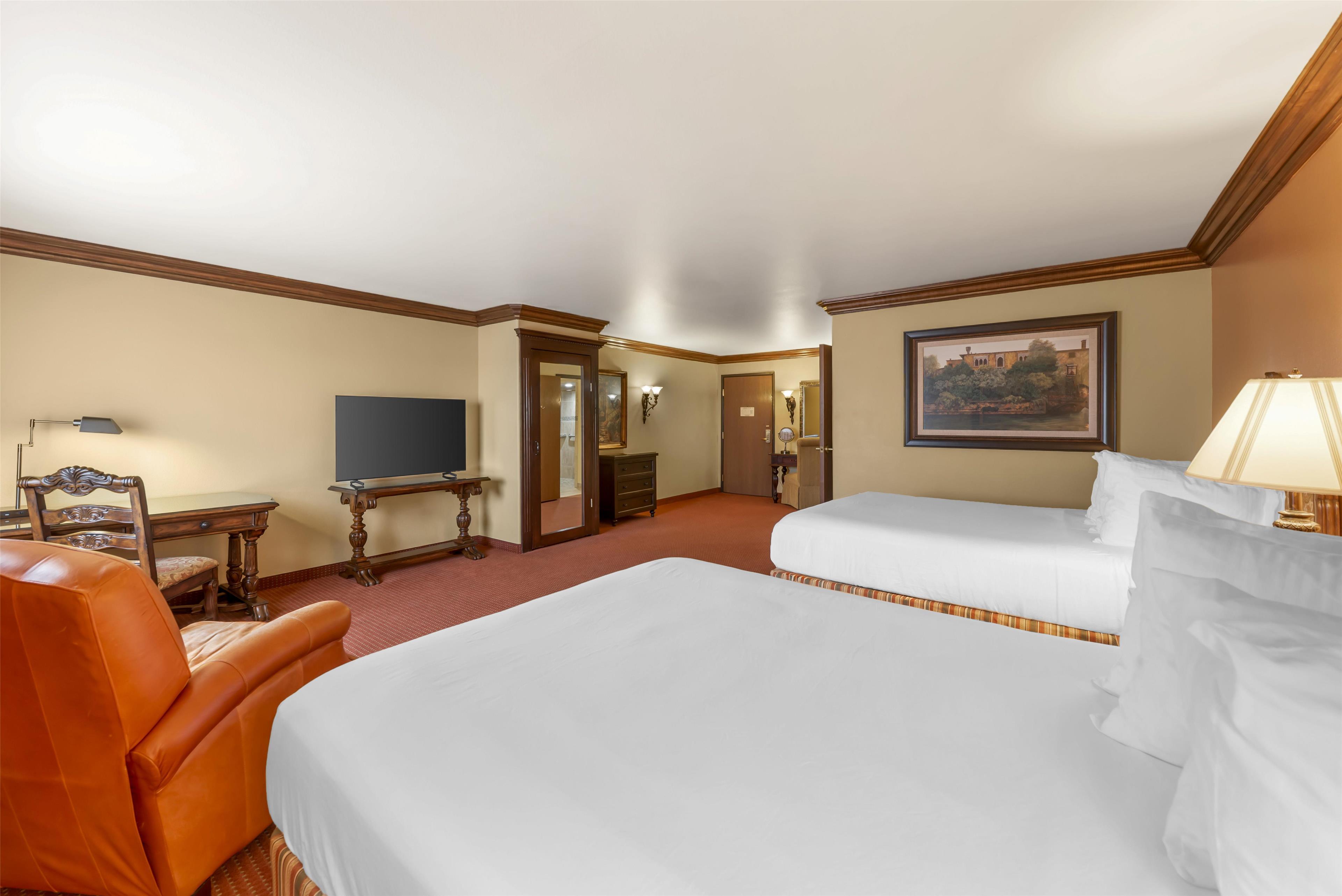 Suite Two Queen Beds