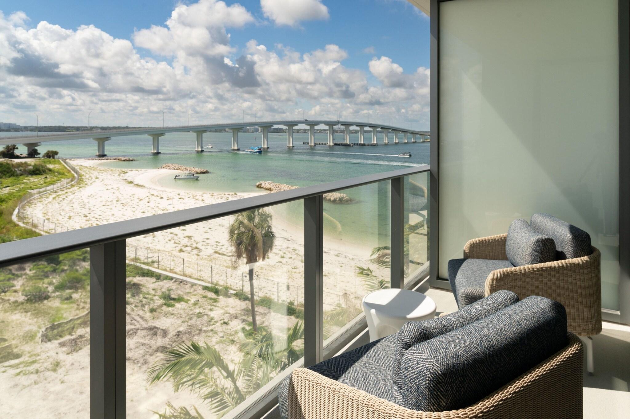 Quadruple Accessible with Views