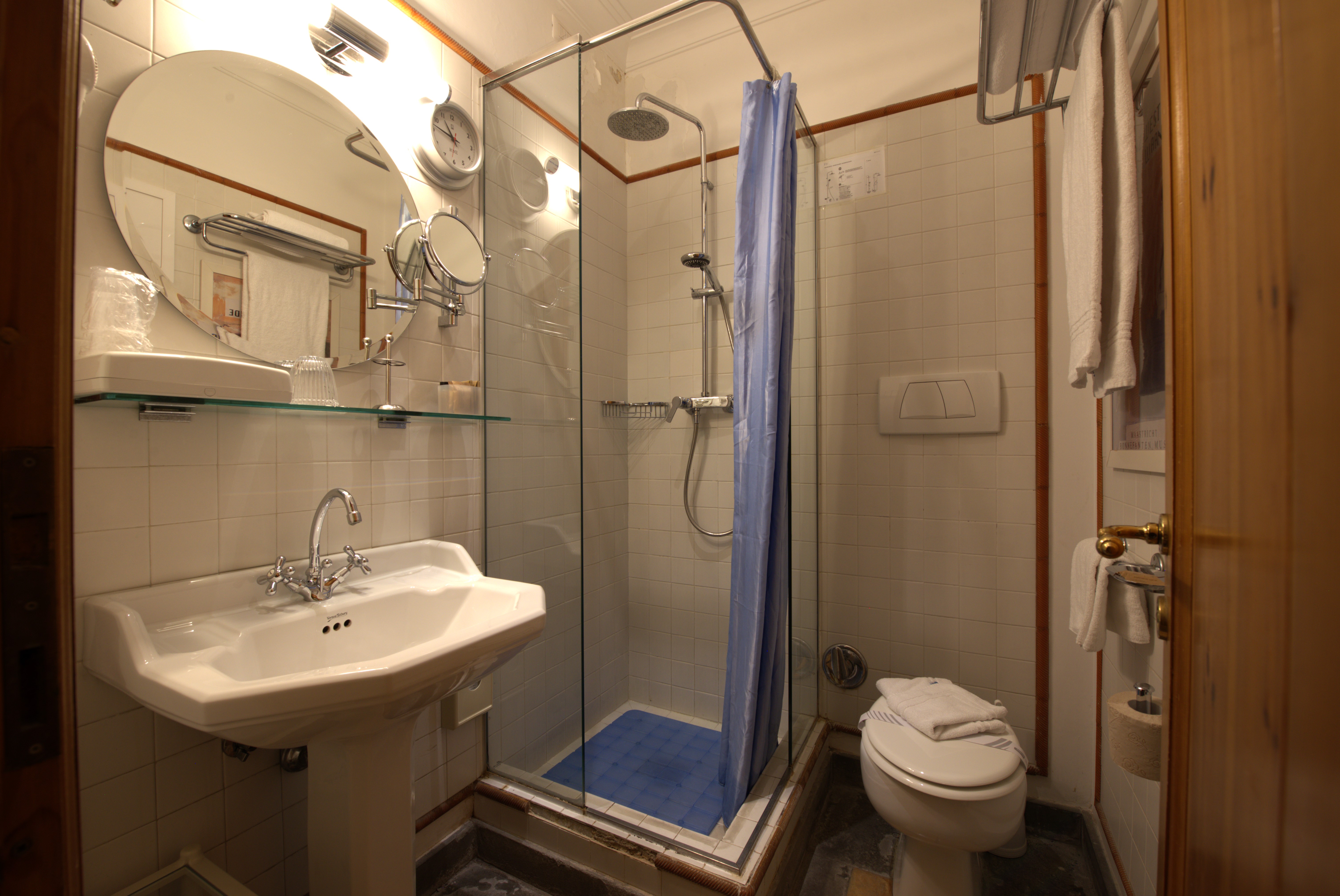 Double or Twin Standard