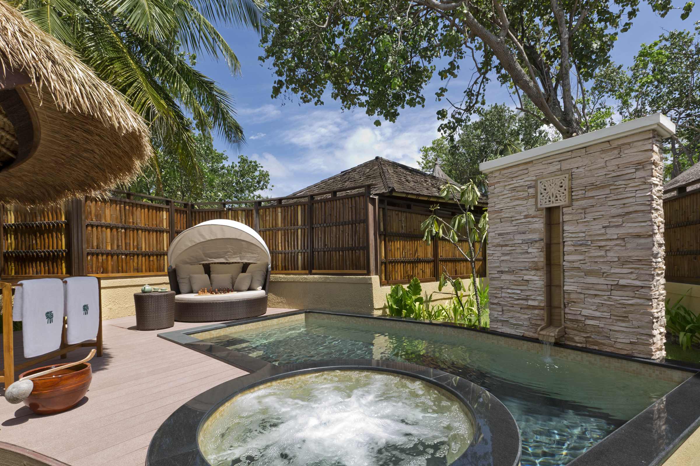 Double Deluxe Pool View