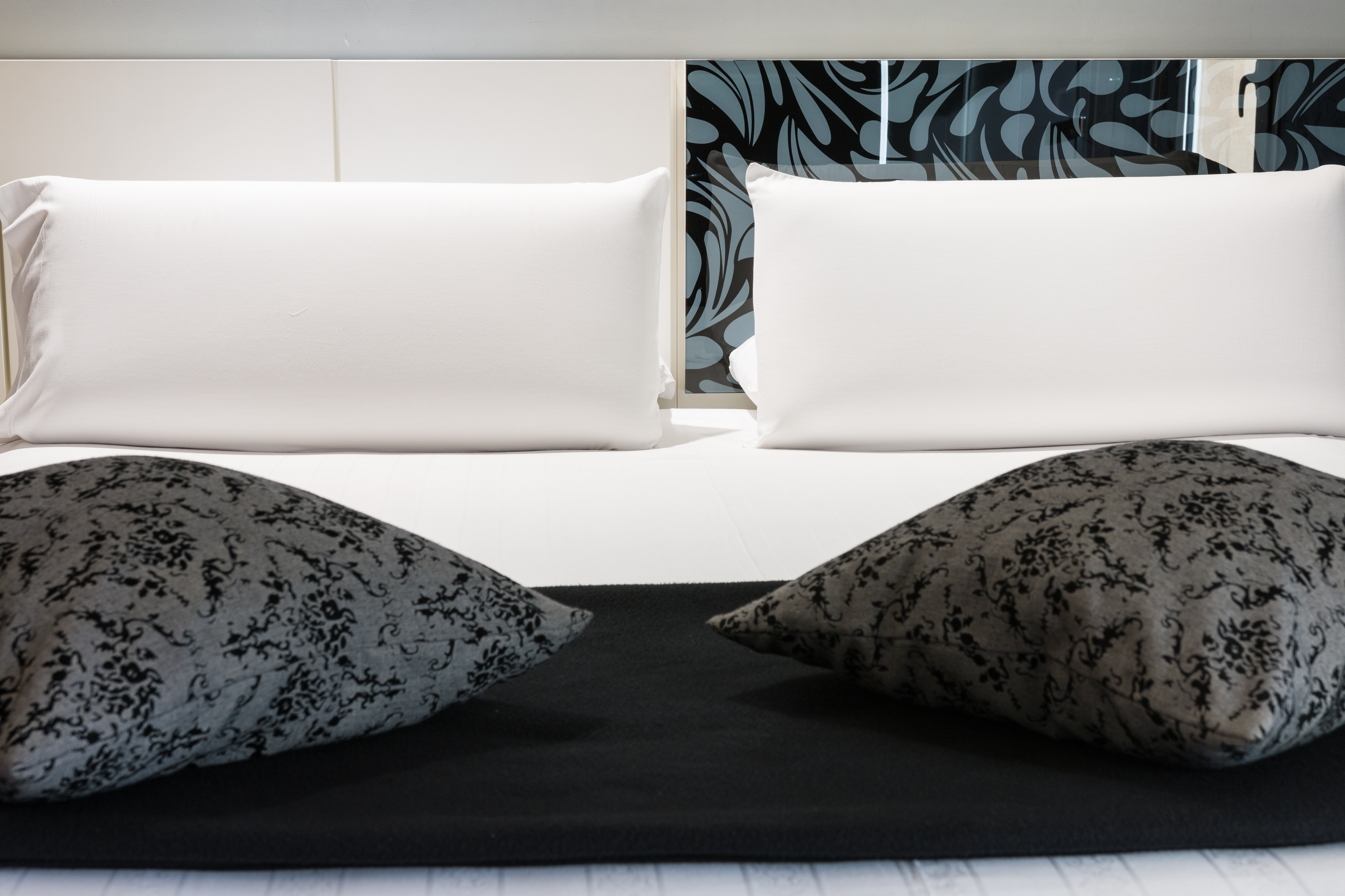 Double Queen Size Bed