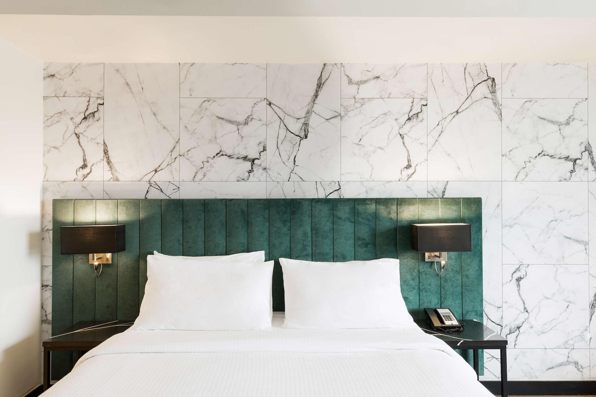 Double Executive King Bed