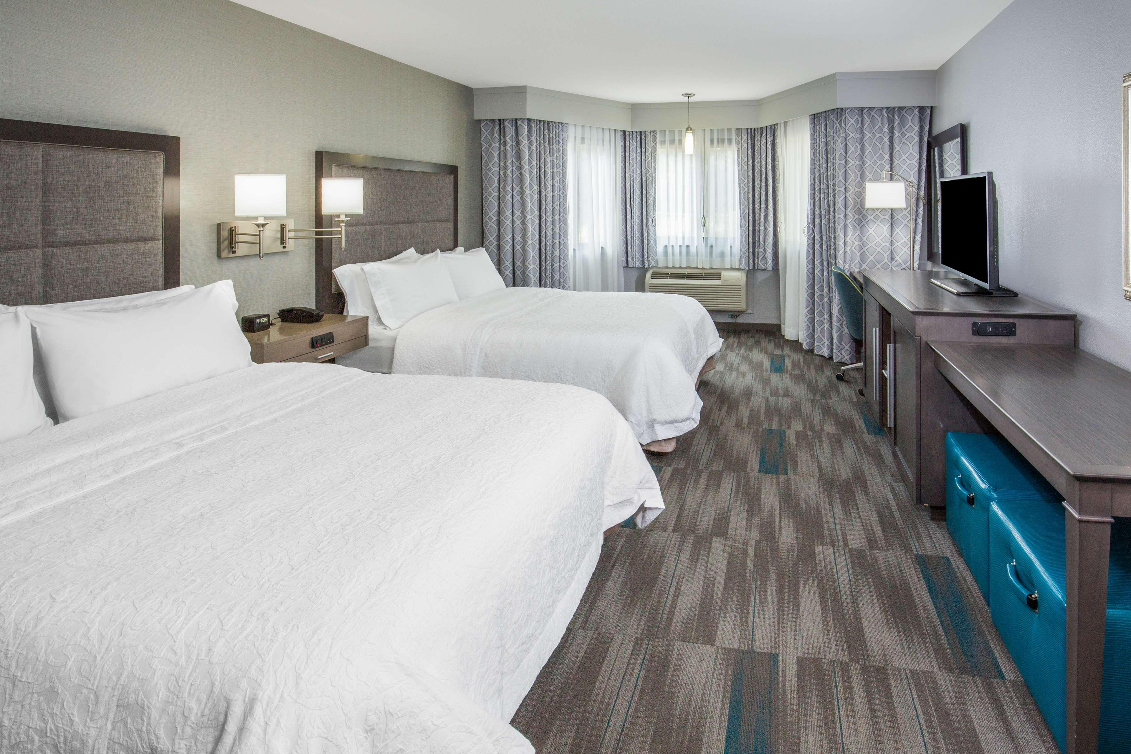 Double Two Queen Beds Non Smoking