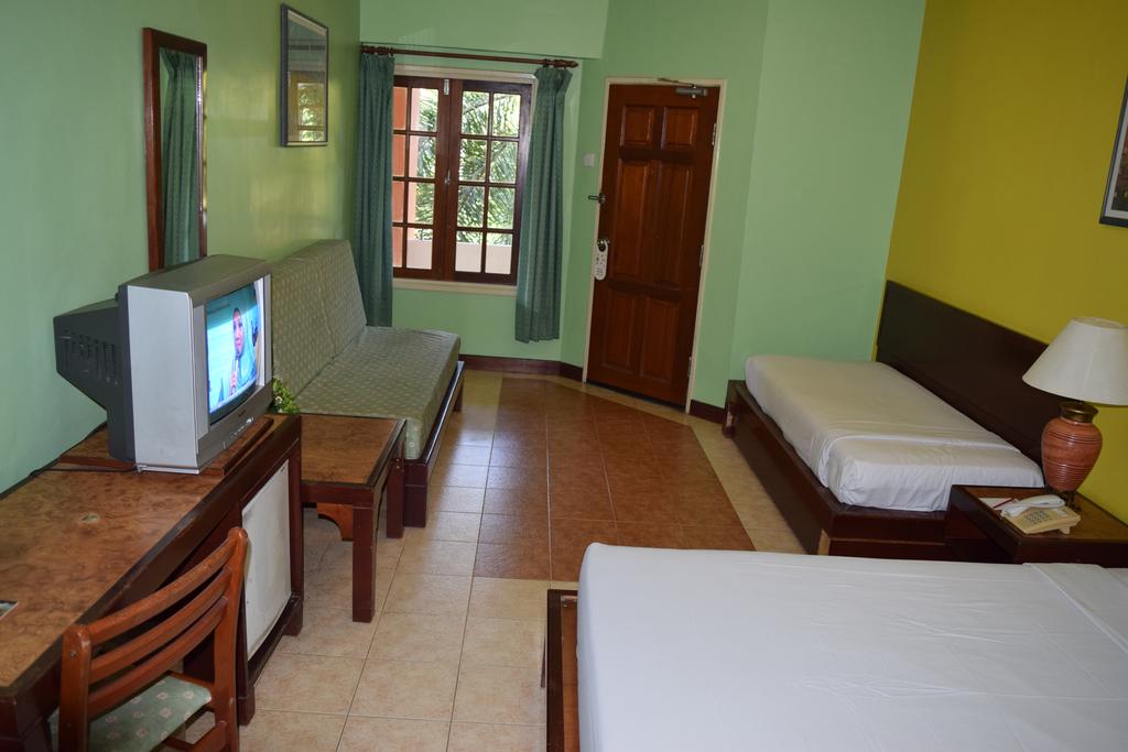 Double or Twin Standard