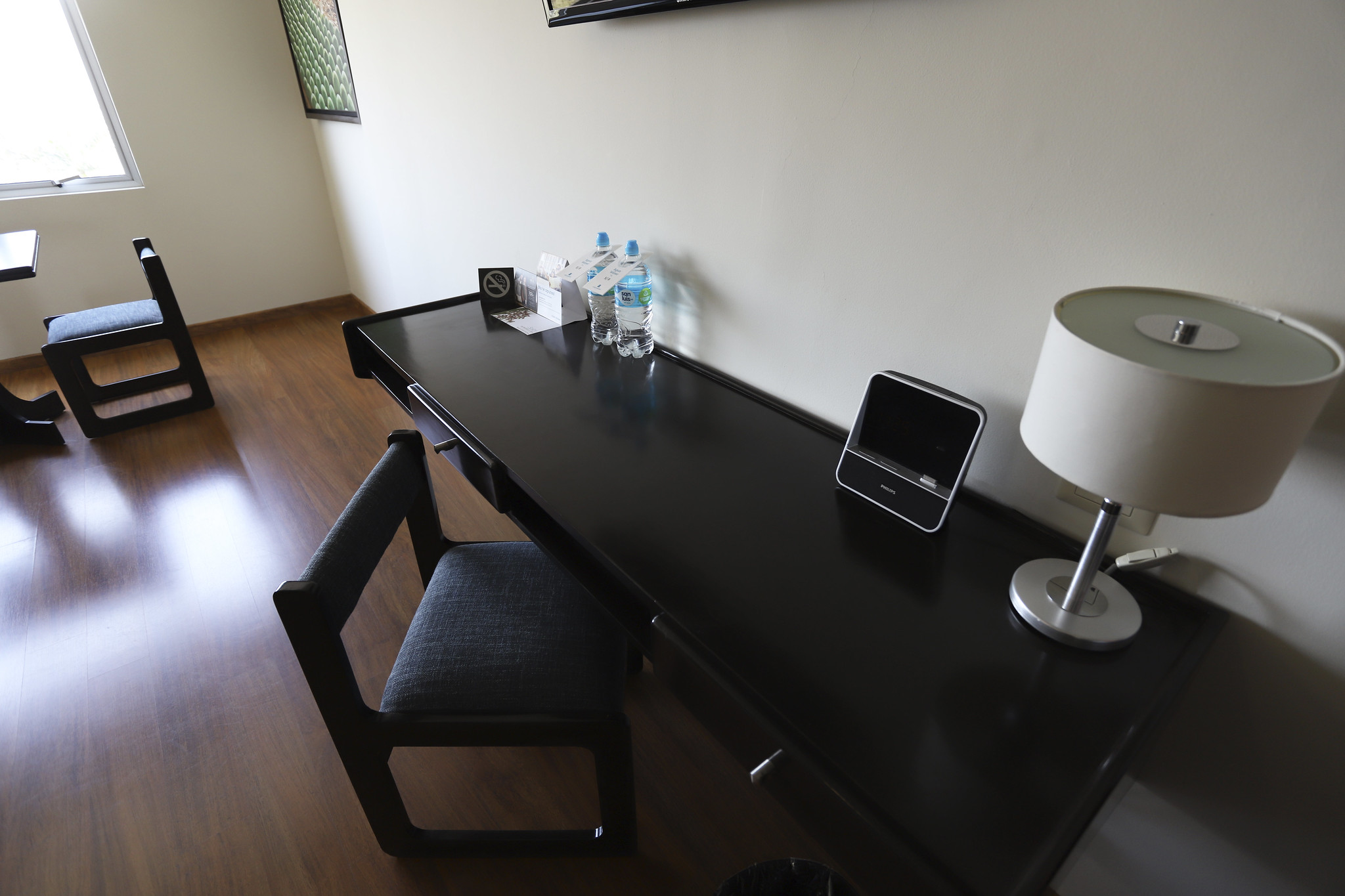 Single Superior Queen Bed