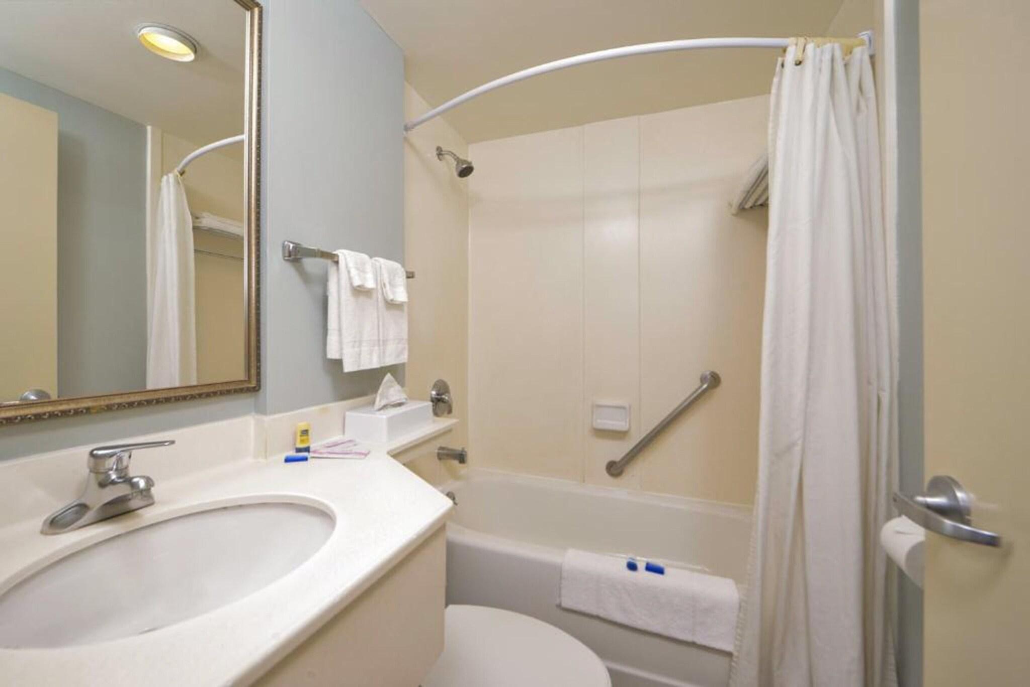 Double Queen Size Bed