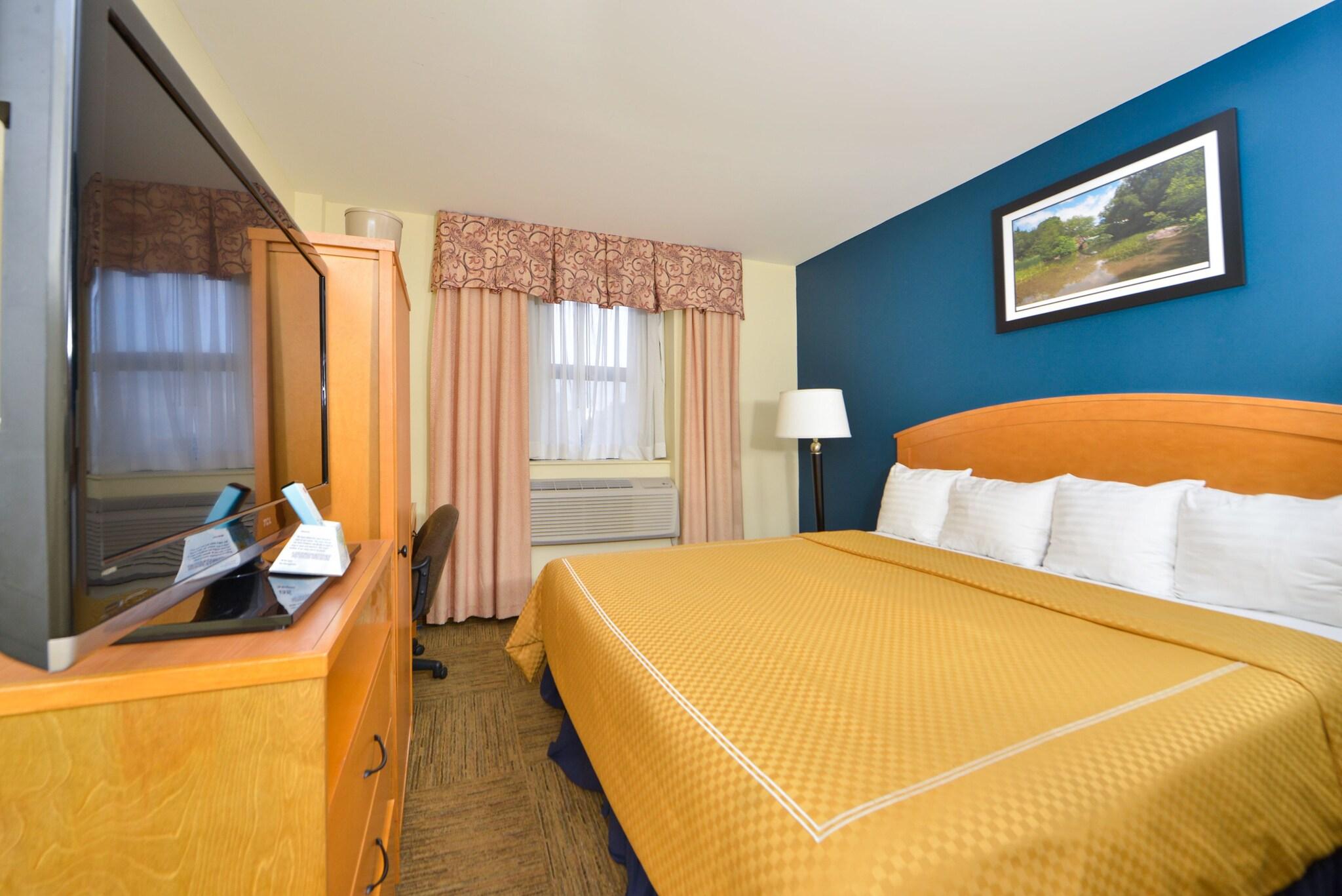 Double Queen Size Bed