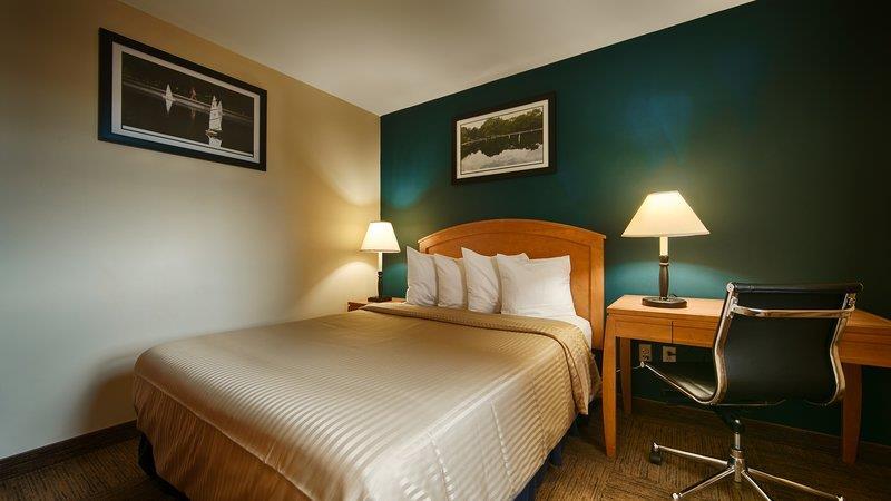 Double Queen Size Bed