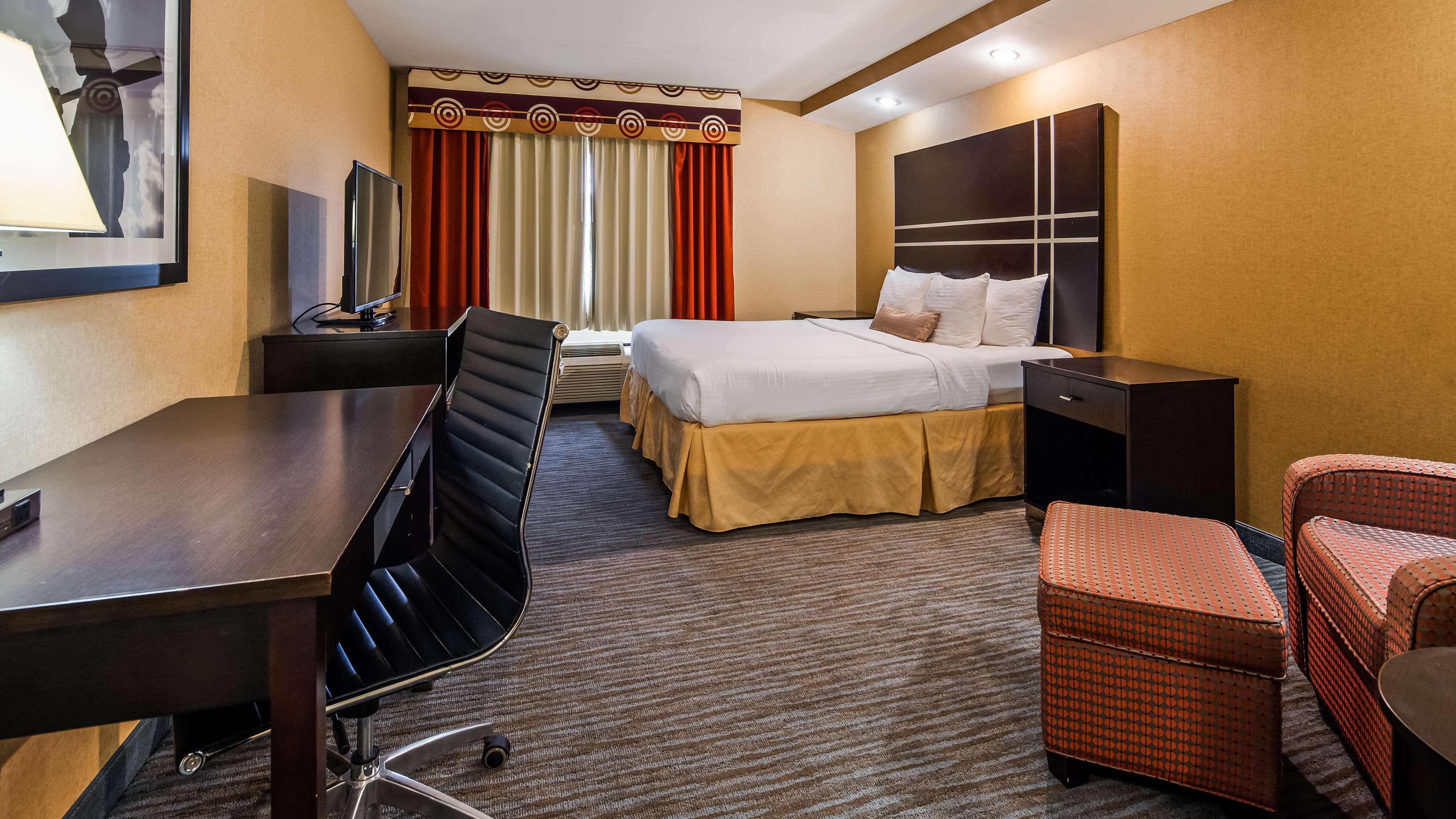 Double King Bed Non Smoking