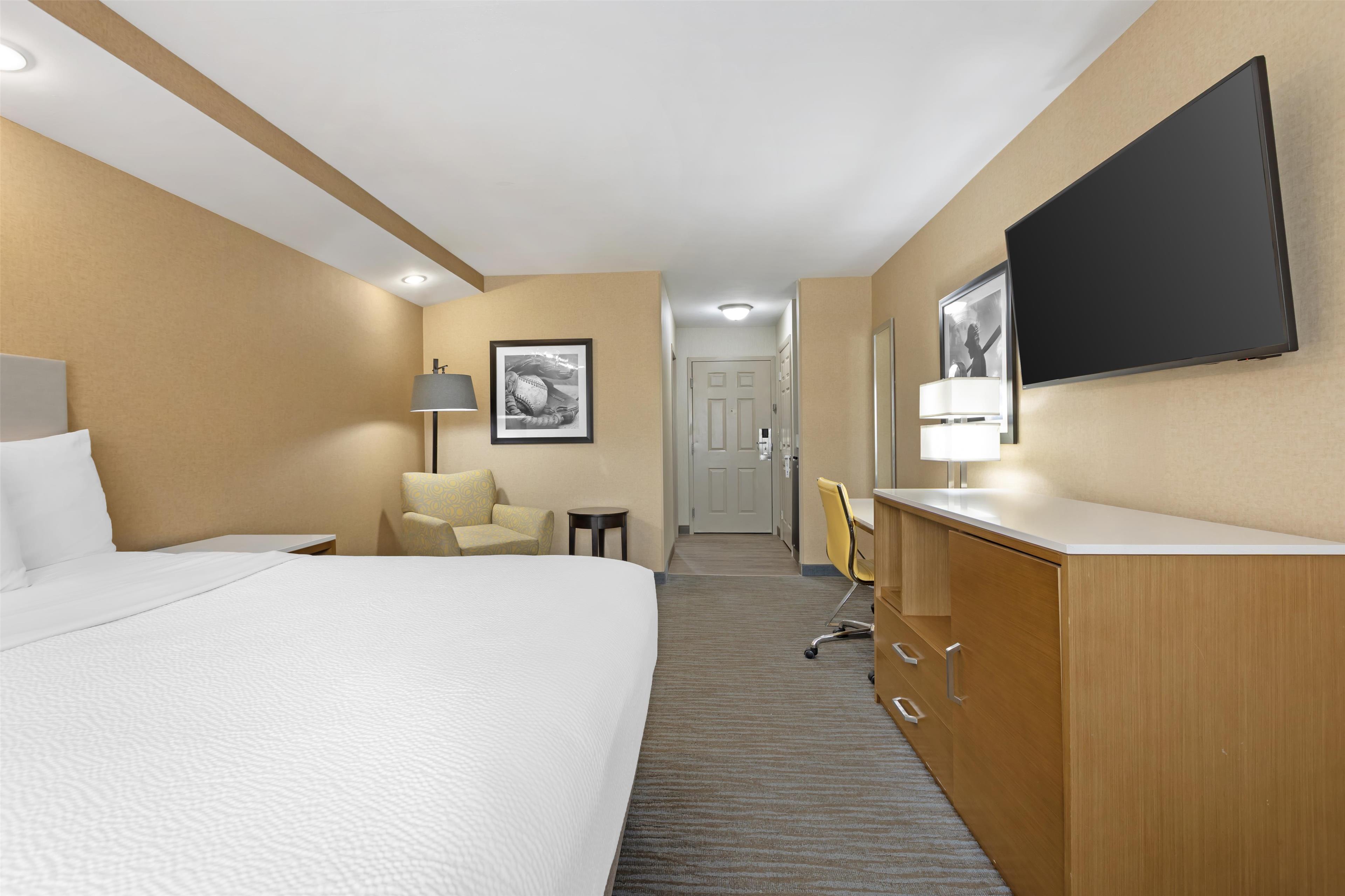 Double King Bed Non Smoking