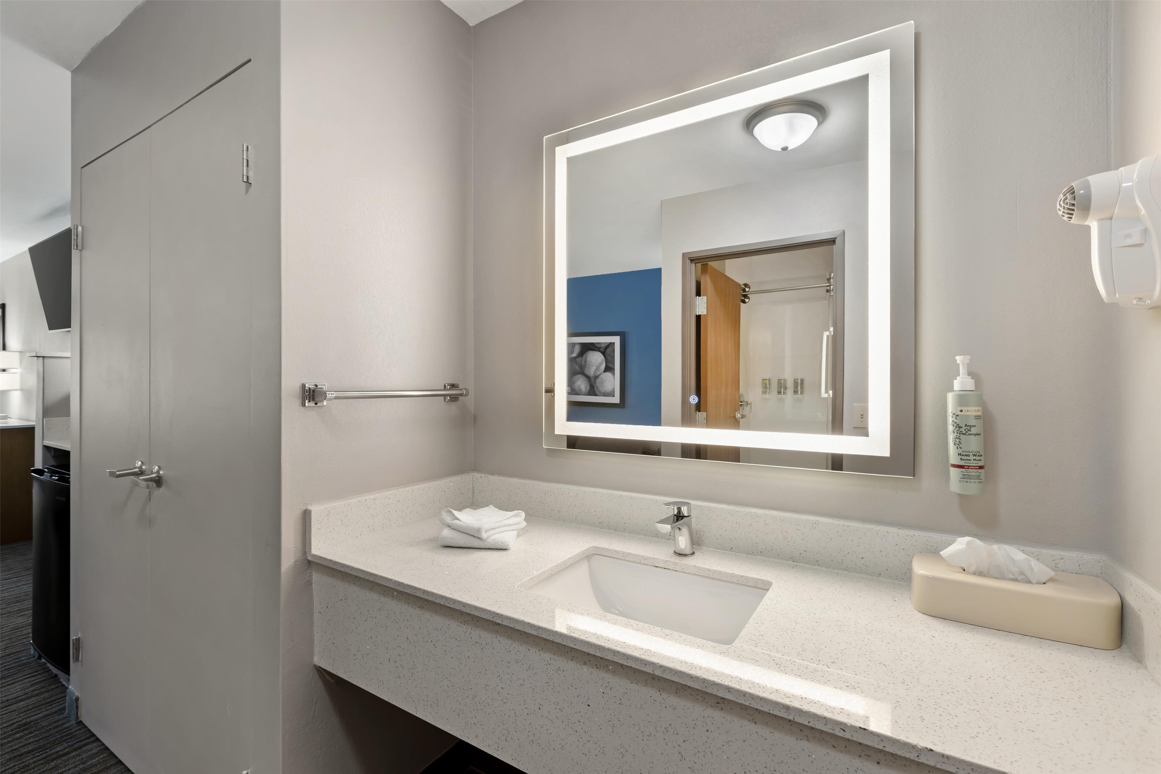 Junior Suite Two Queen Beds