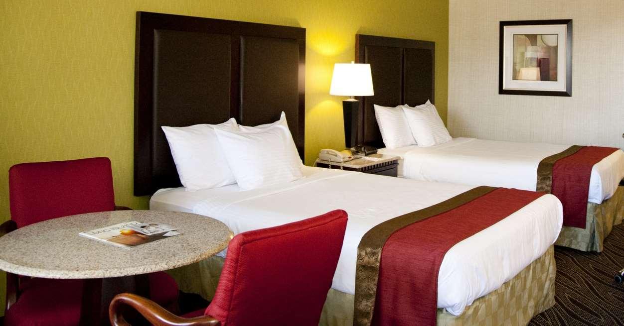 Room Two Double Beds Non Smoking