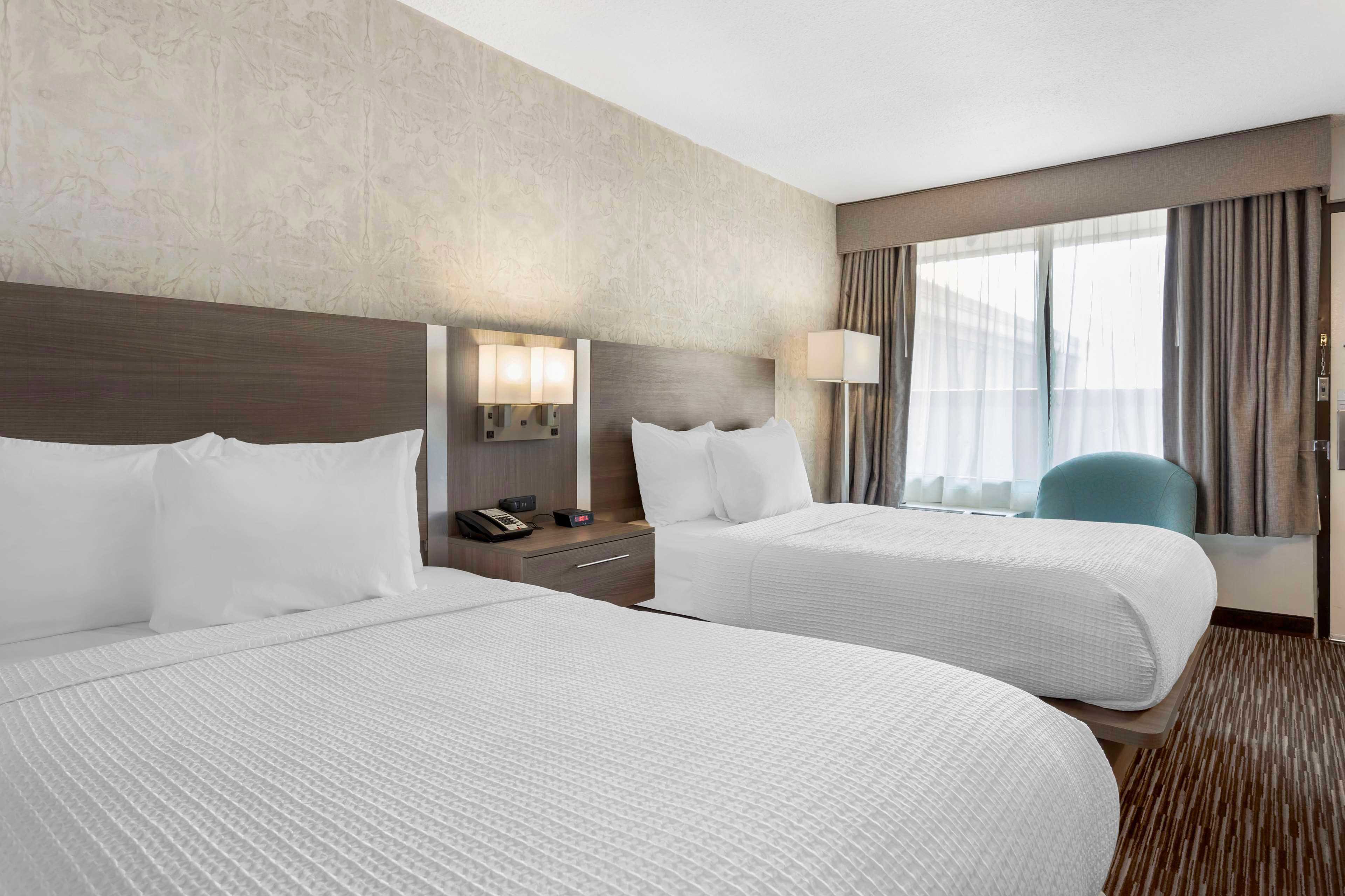 Room Two Double Beds Non Smoking