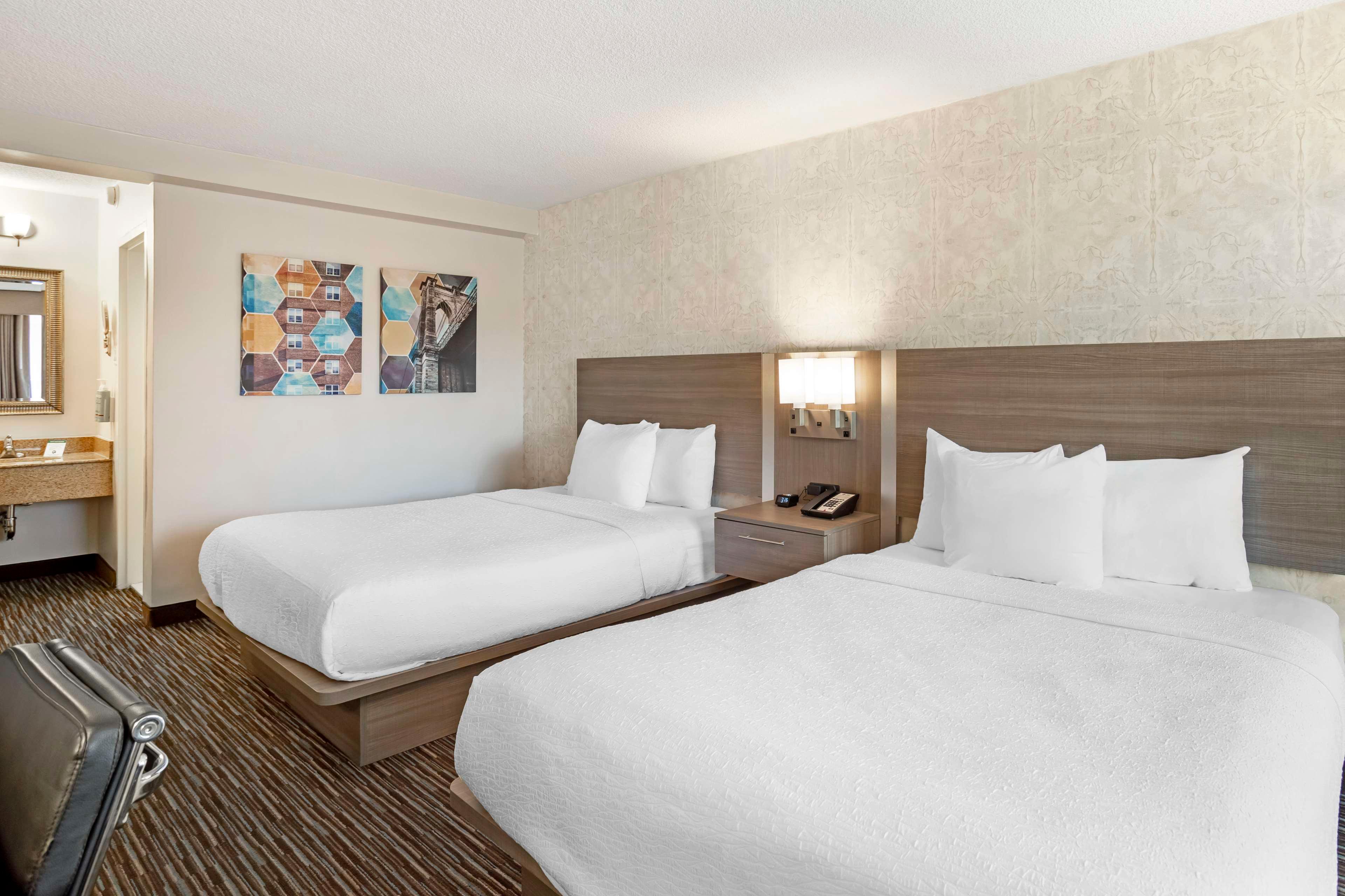 Room Two Double Beds Non Smoking