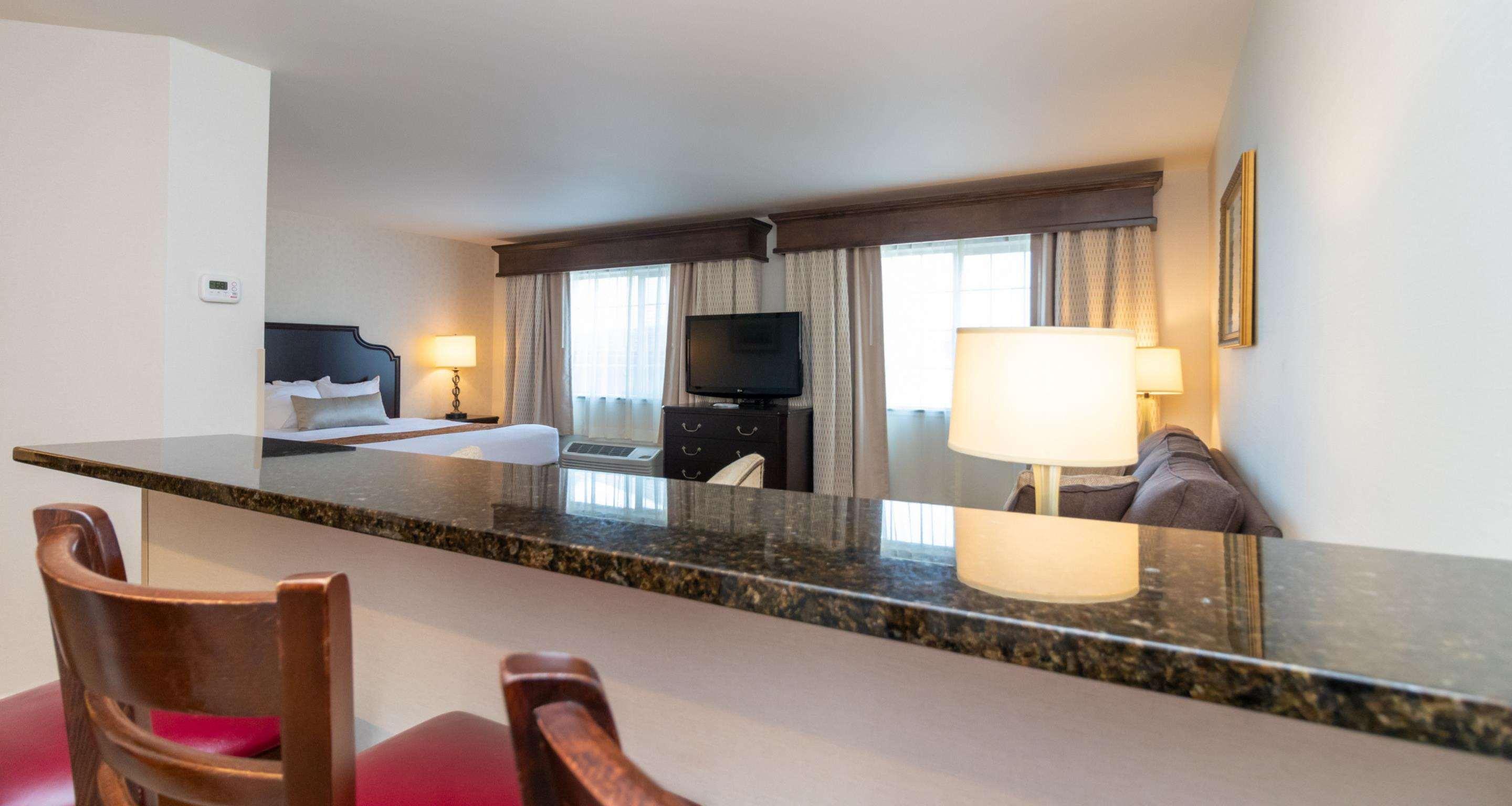 Room King Bed Non Smoking