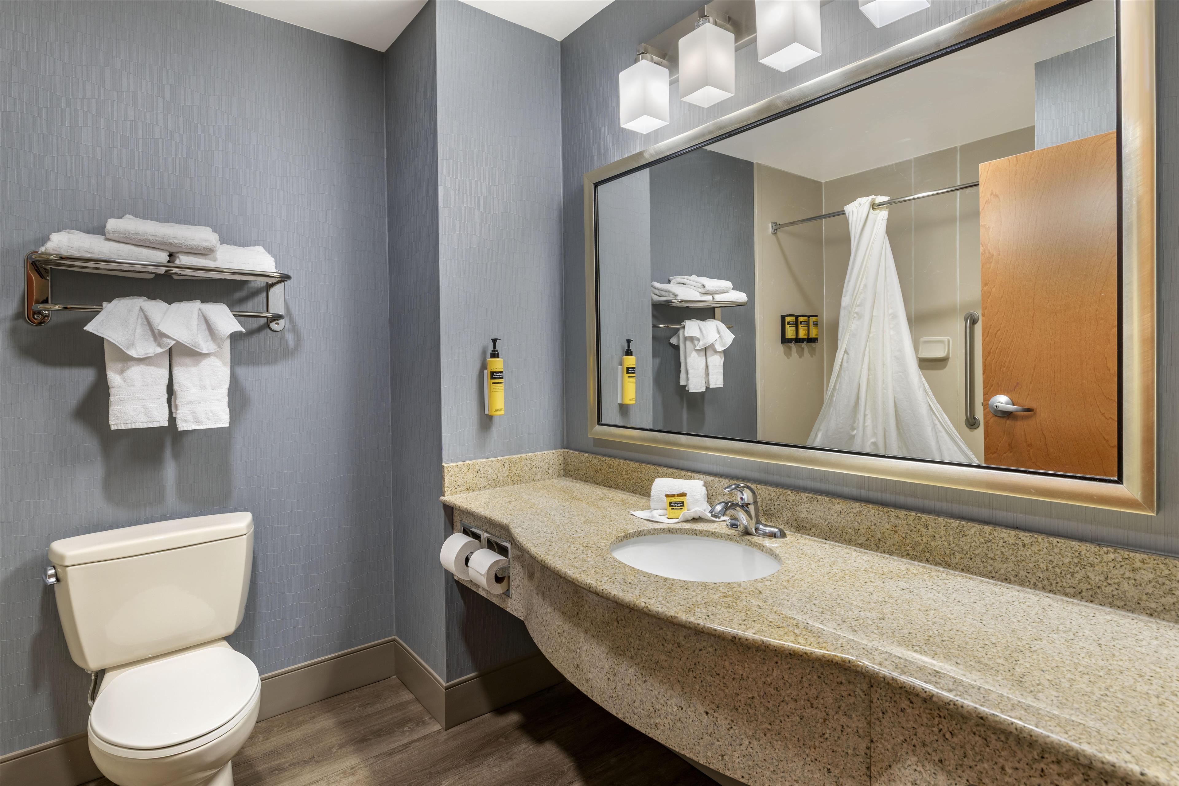 Quadruple Non Smoking