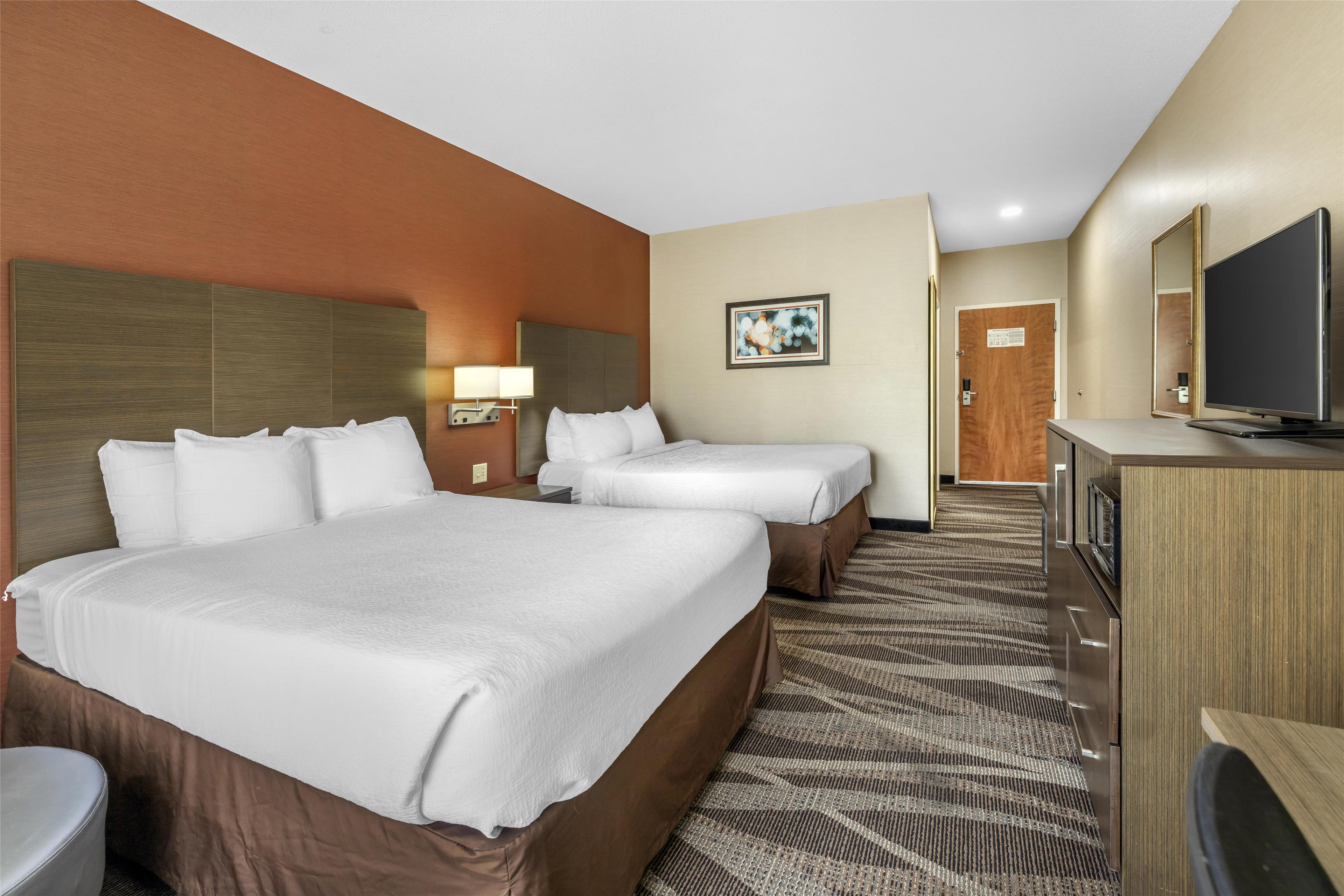 Quadruple Non Smoking