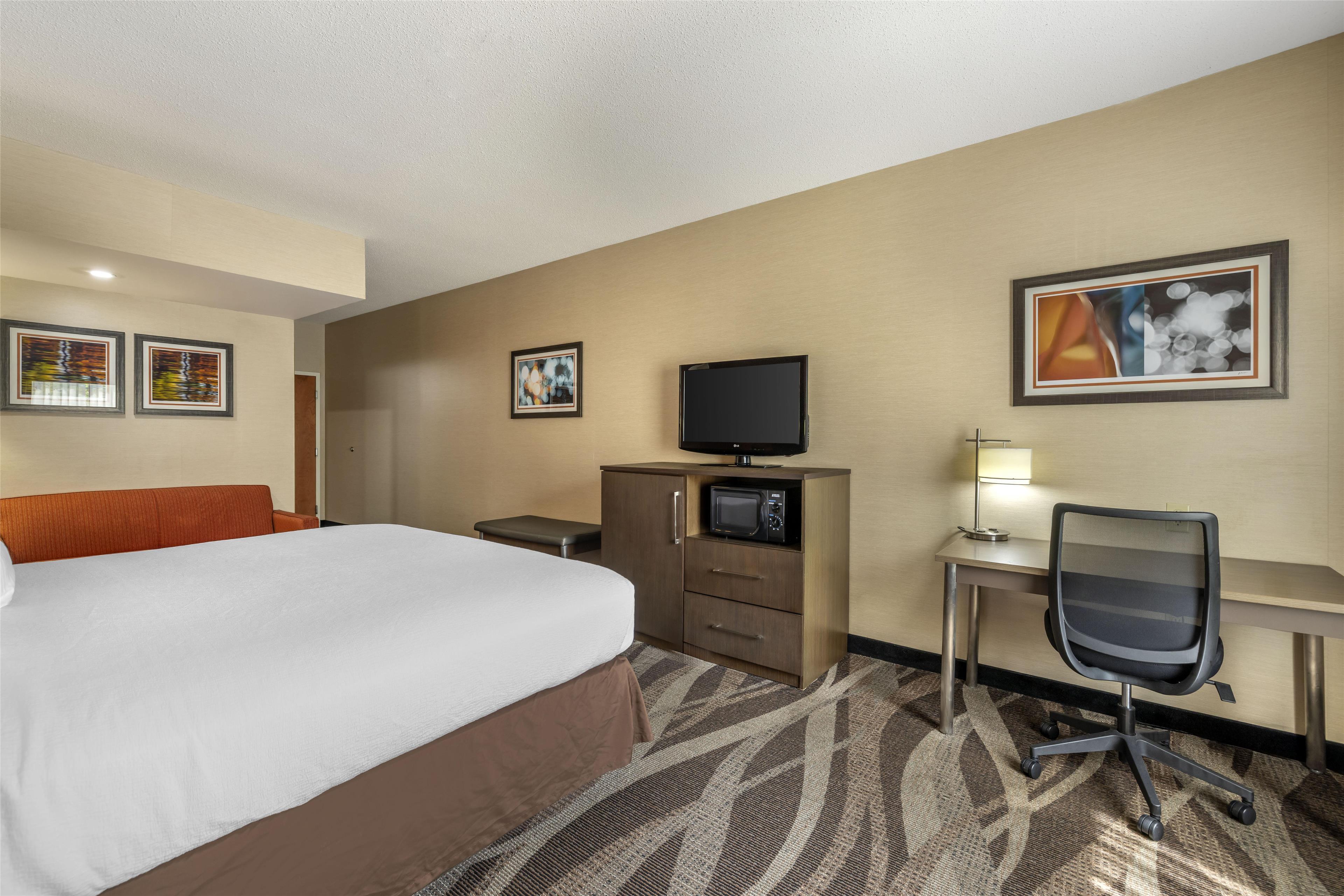 Quadruple Non Smoking