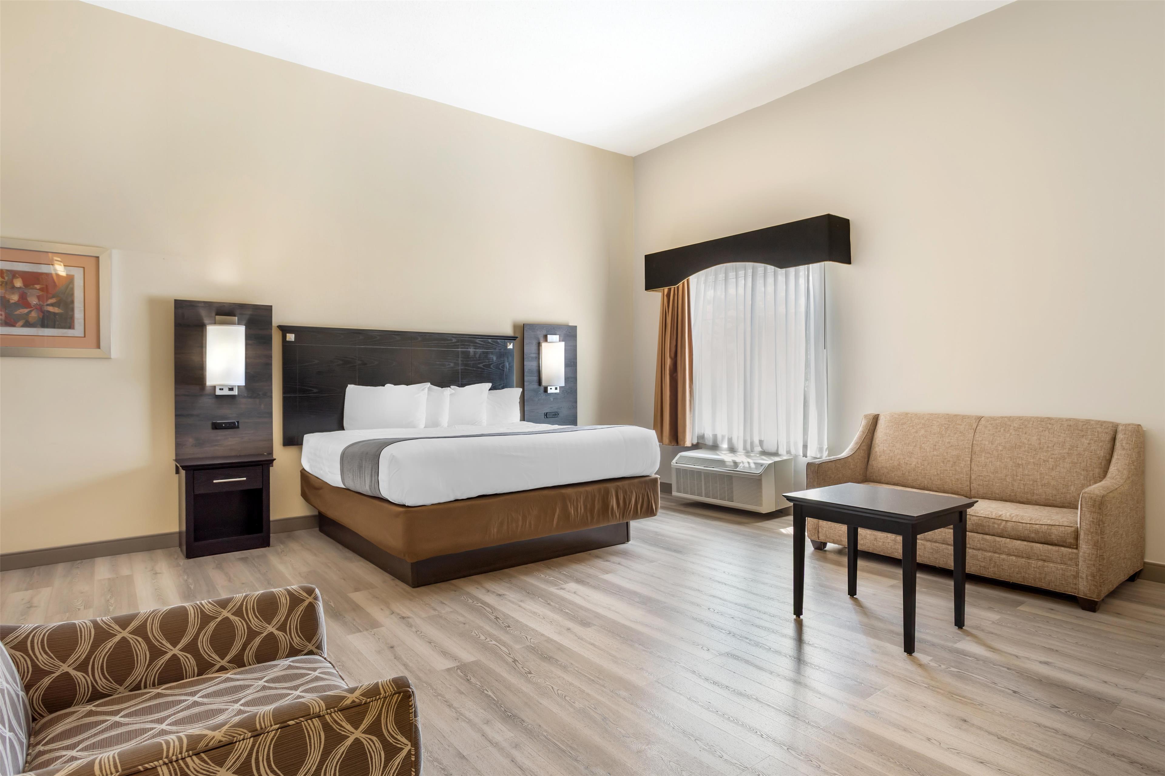 Room Deluxe Capacity 4