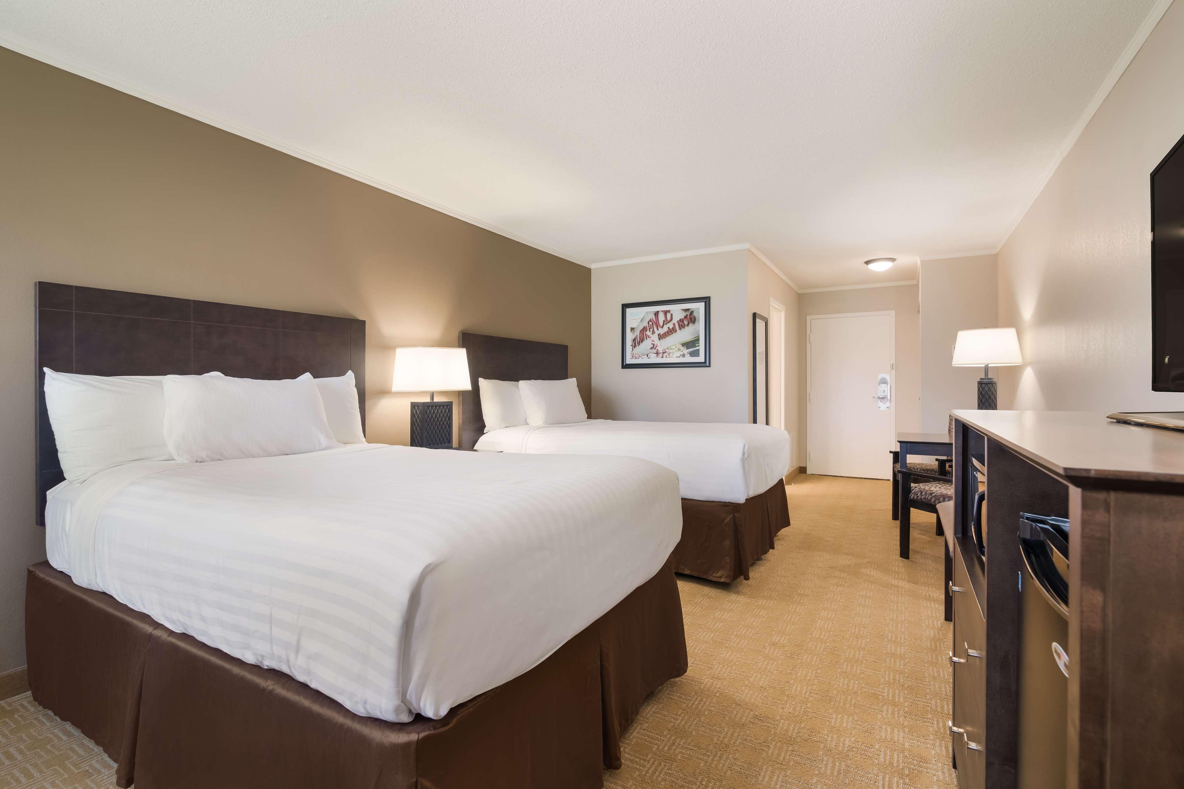 Quadruple Two Double Beds